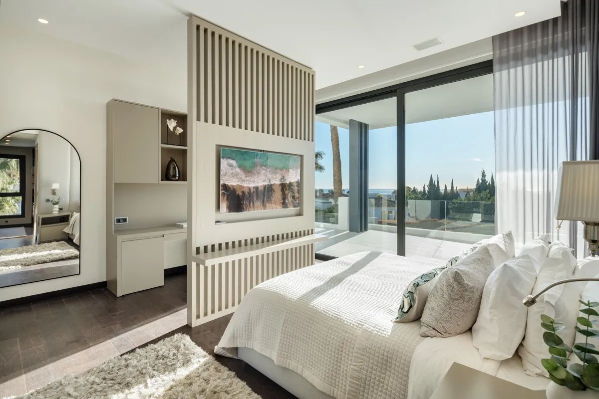 Exclusieve oase van luxe op de Golden Mile – architecturaal meesterwerk met adembenemend uitzicht! foto 11