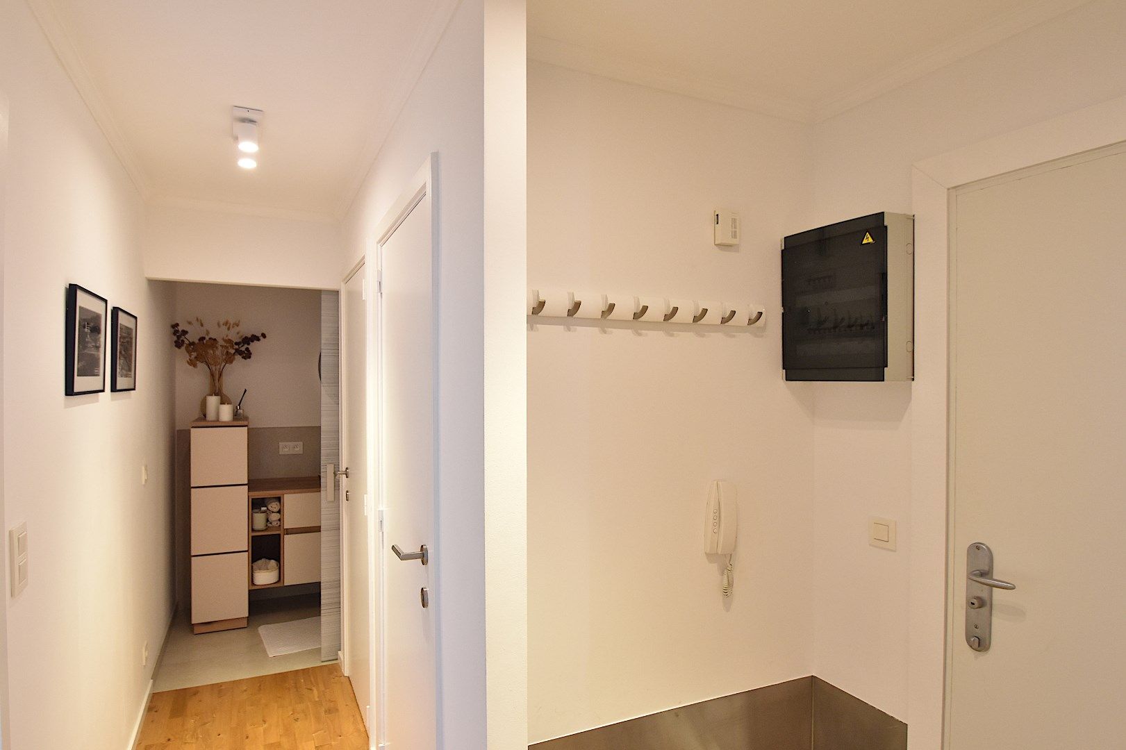 Stijlvol gerenoveerd appartement met zicht op duinen en villawijk – Louisiana II, De Haan foto 14