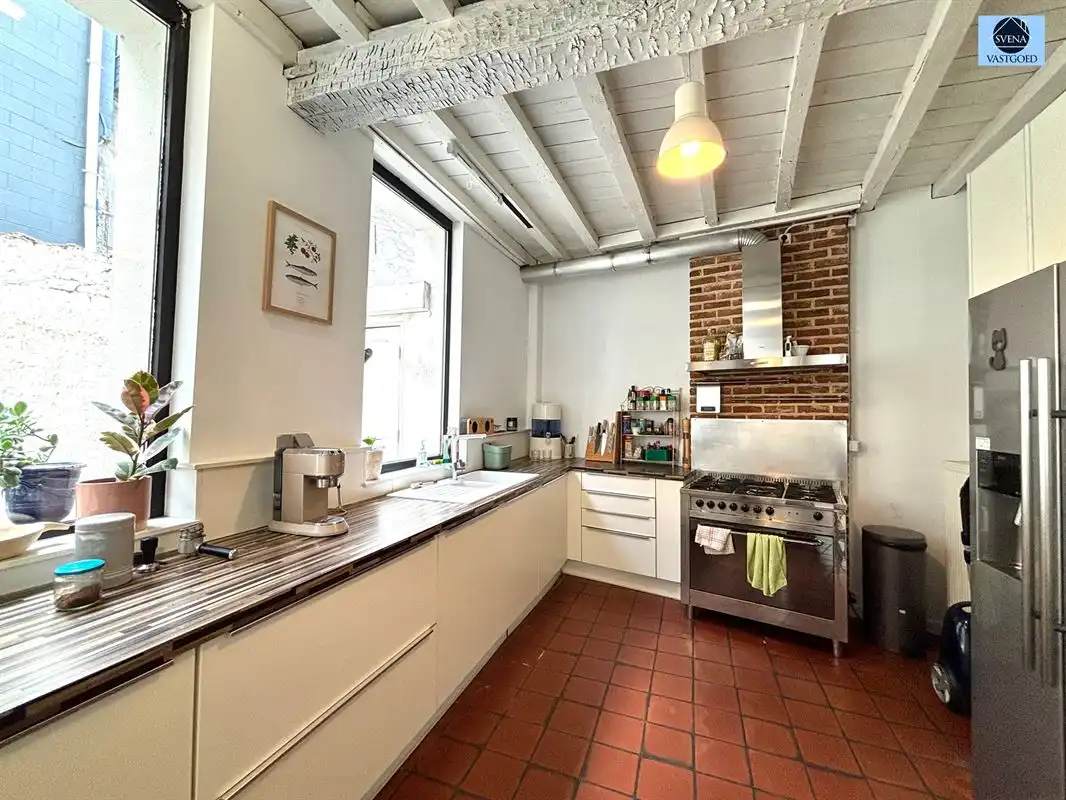 KARAKTERVOLLE GERENOVEERDE WONING MET 4 SLAAPKAMERS foto 7