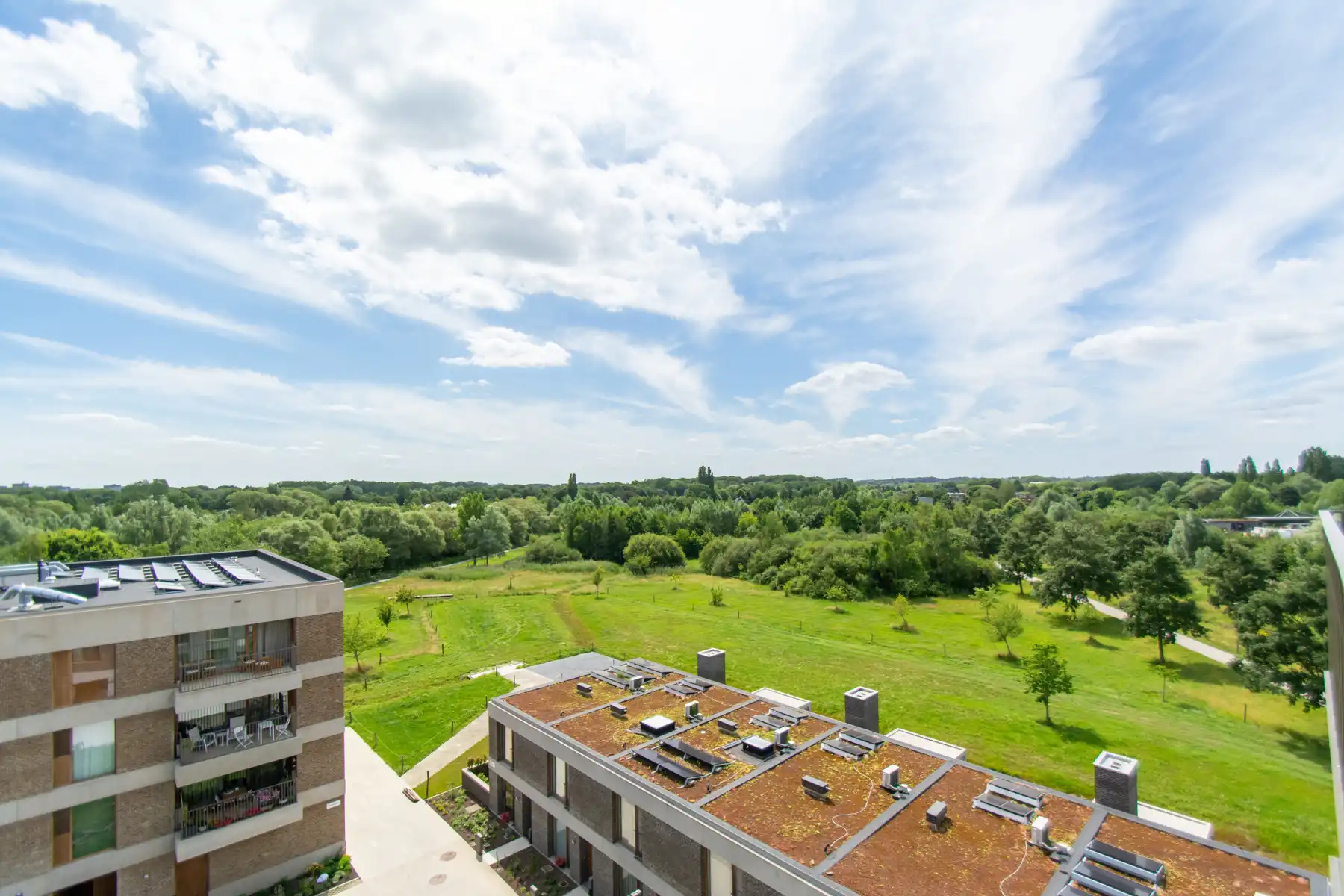Rustig en comfortabel 3slpk appt. met mooi terras  foto 6