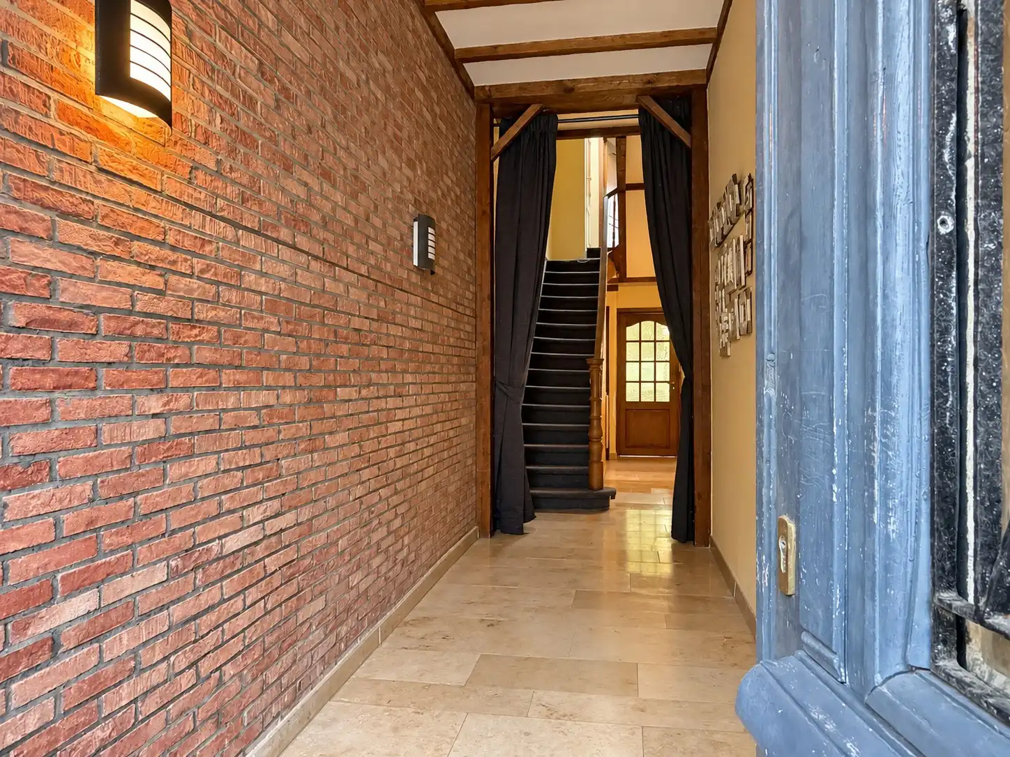 Authentiek herenhuis met 5 kamers Zeebrugge foto 2