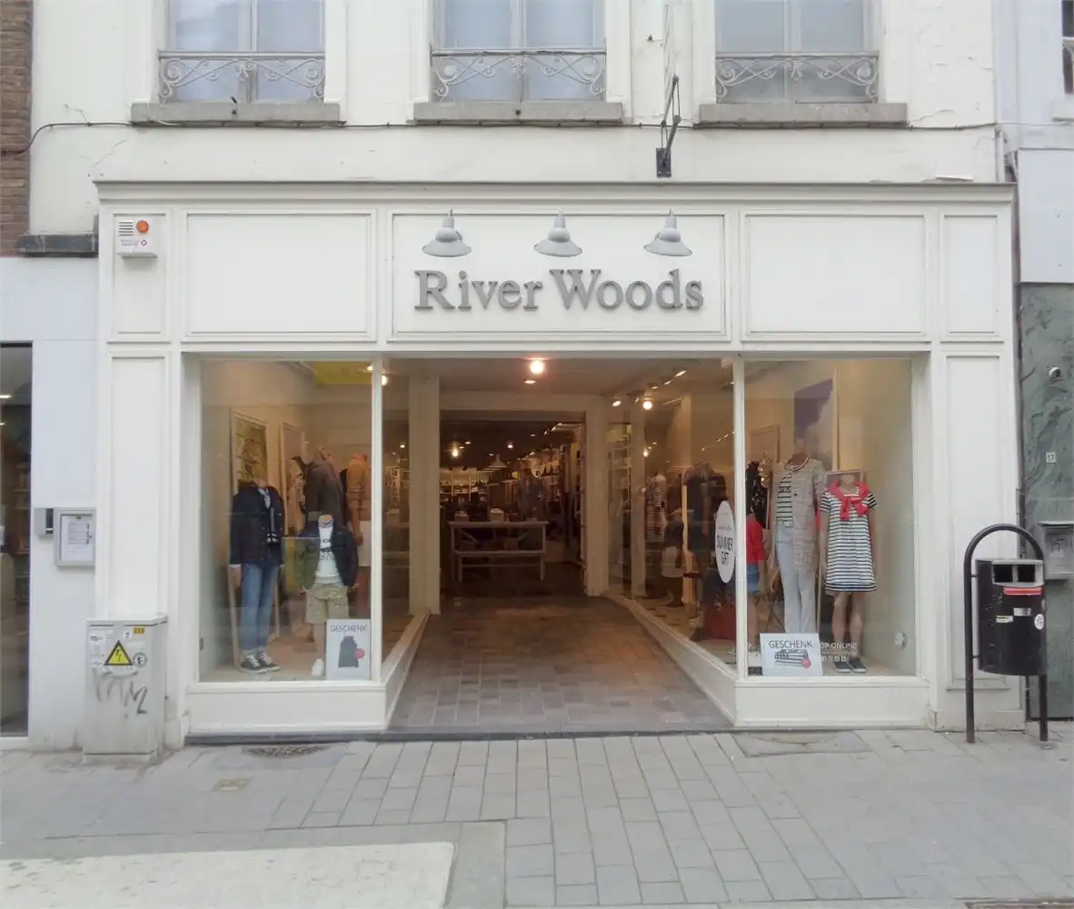 COMMERCIEEL PAND CENTRUM LIER foto {{pictureIndex}}