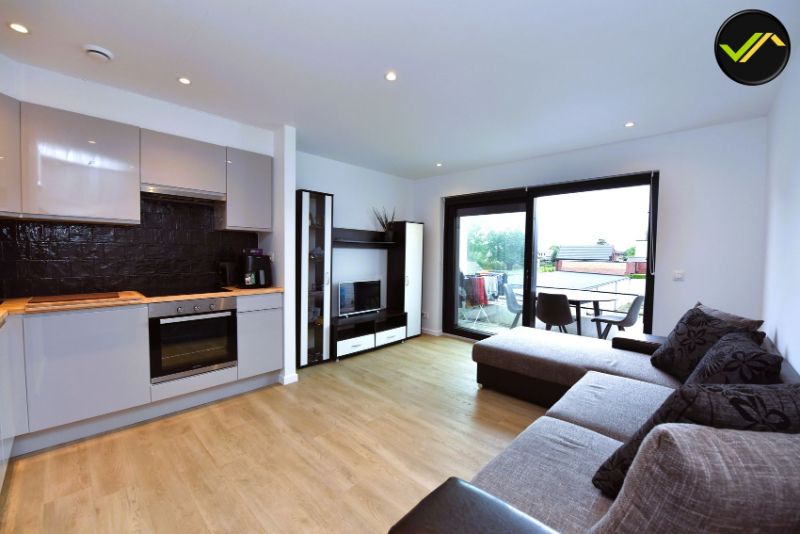 Vastgoed Select: Stijlvol gerenoveerd appartement in Lievegem met modern comfort en aantrekkelijk investeringsrendement foto {{pictureIndex}}