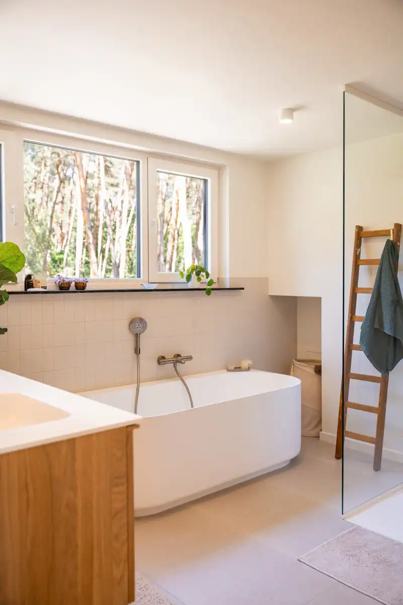 Buitenkans: gerenoveerde topwoning op prachtig perceel van 2.290 m² foto 17