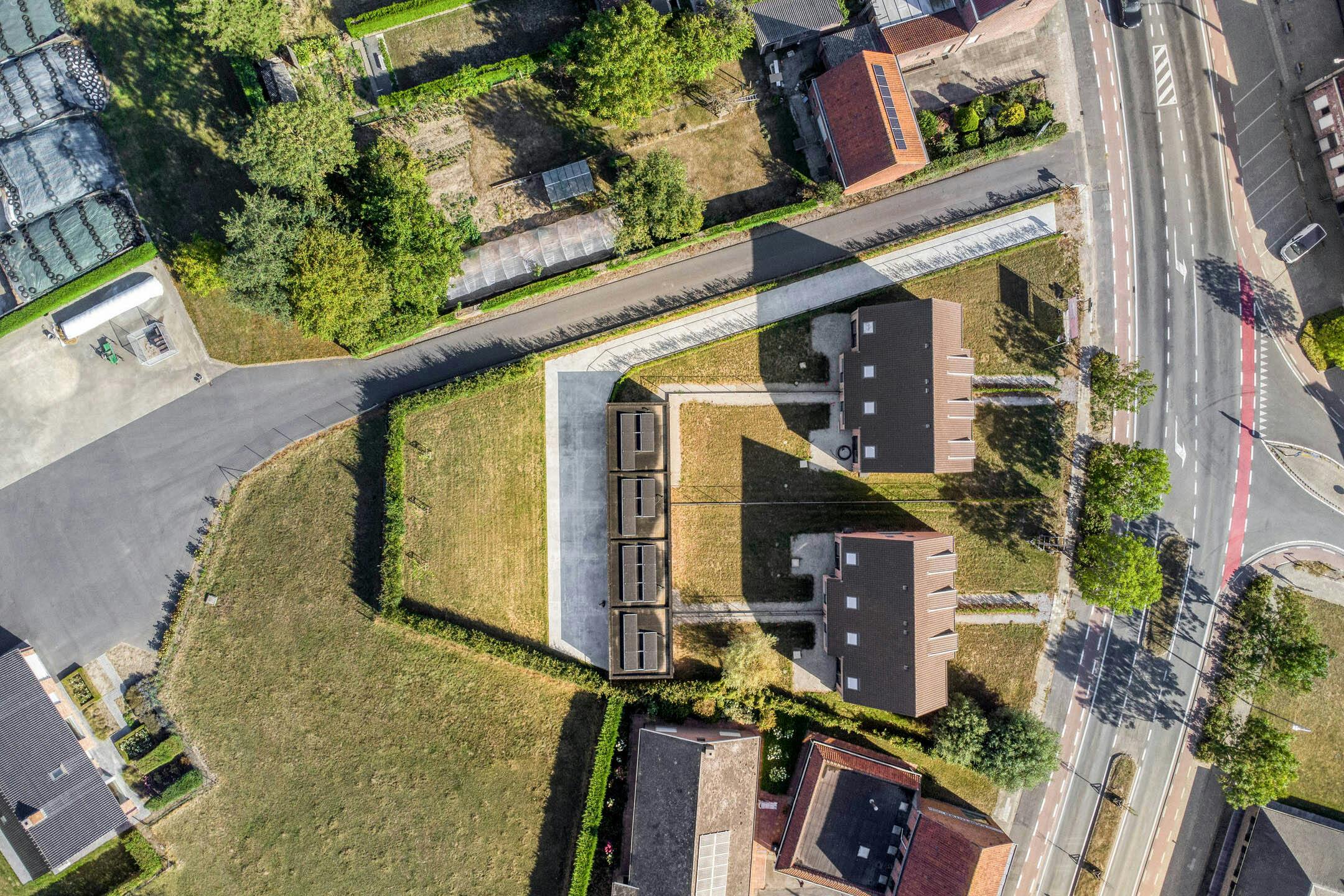 Nieuwbouw (6%) te koop in Elverdinge met 3 kamers en dubbele garage foto 7