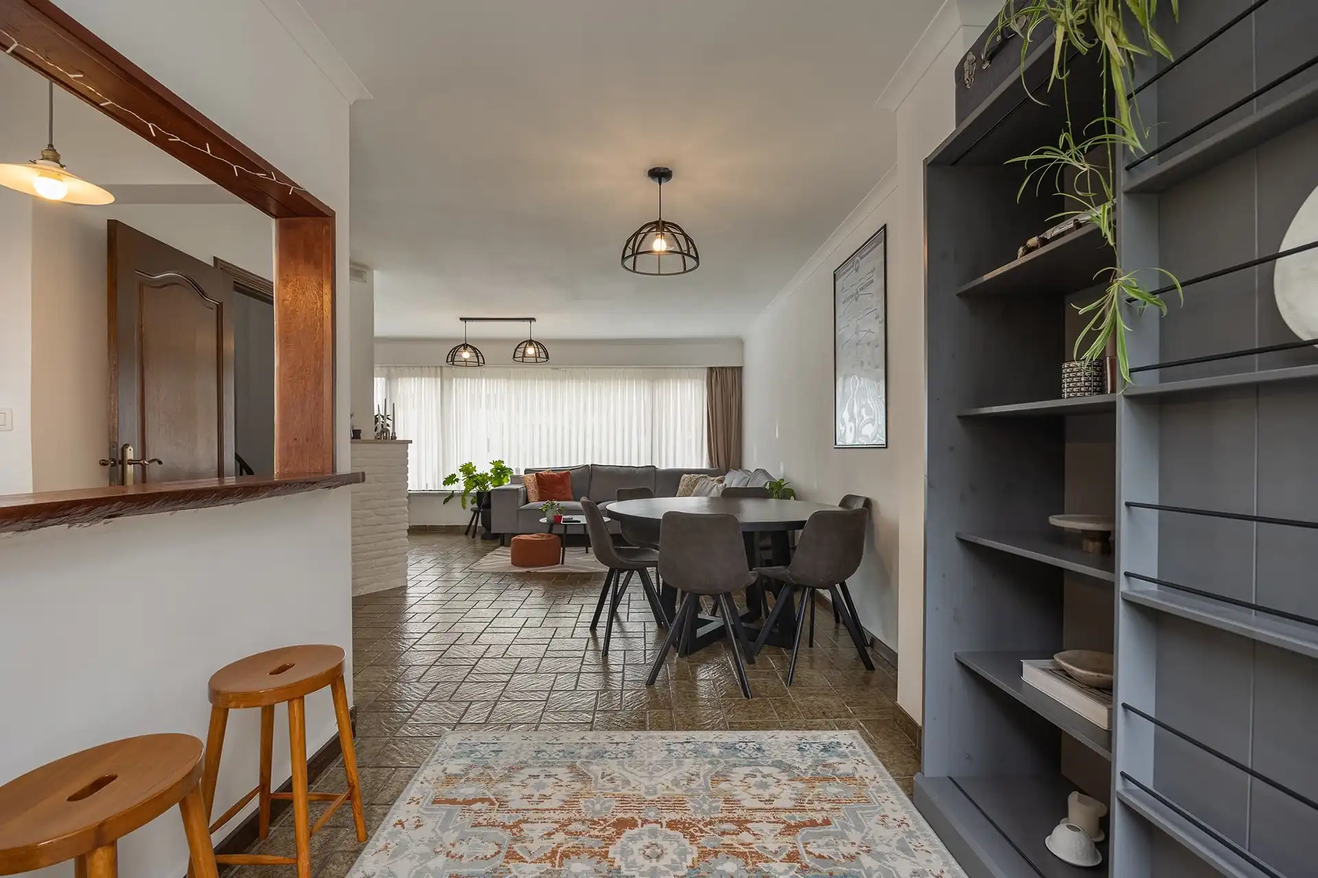 Ruime bel-etagewoning met 3 à 4 slaapkamers, garage en tuin foto 5