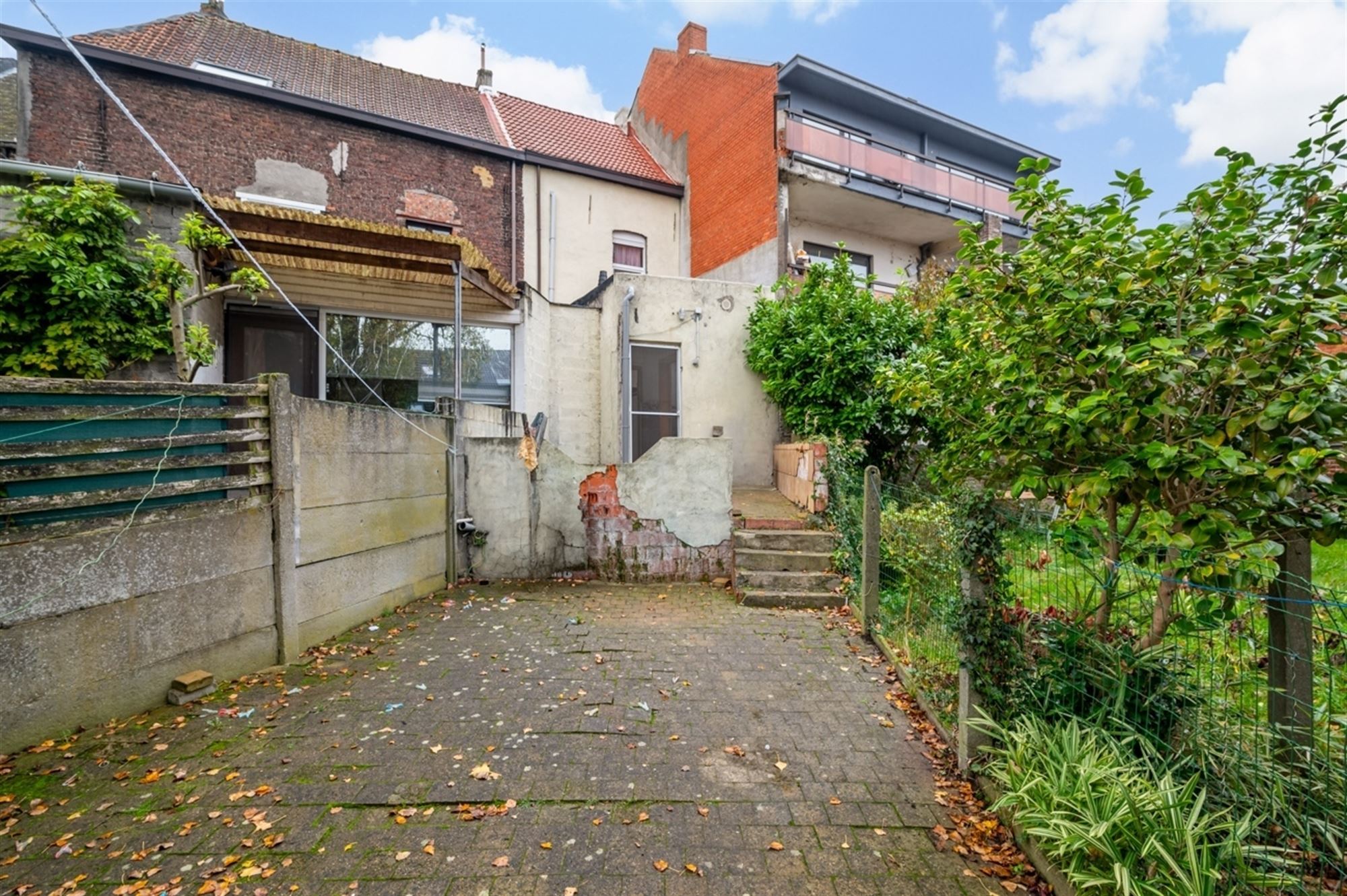 Gerenoveerde stadswoning te Aalst met 3 slaapkamers en terras foto 9