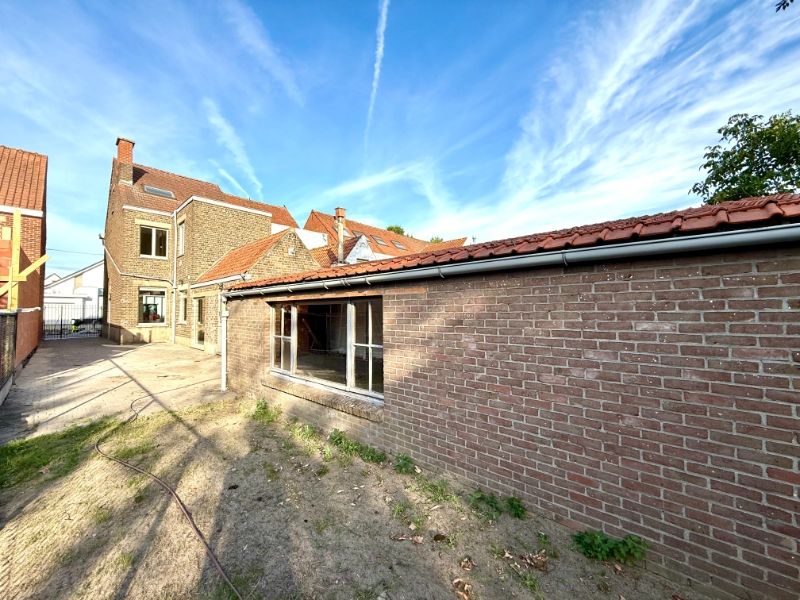 Charmante halfopen gezinswoning 3 kamers, tuin en garage foto 18