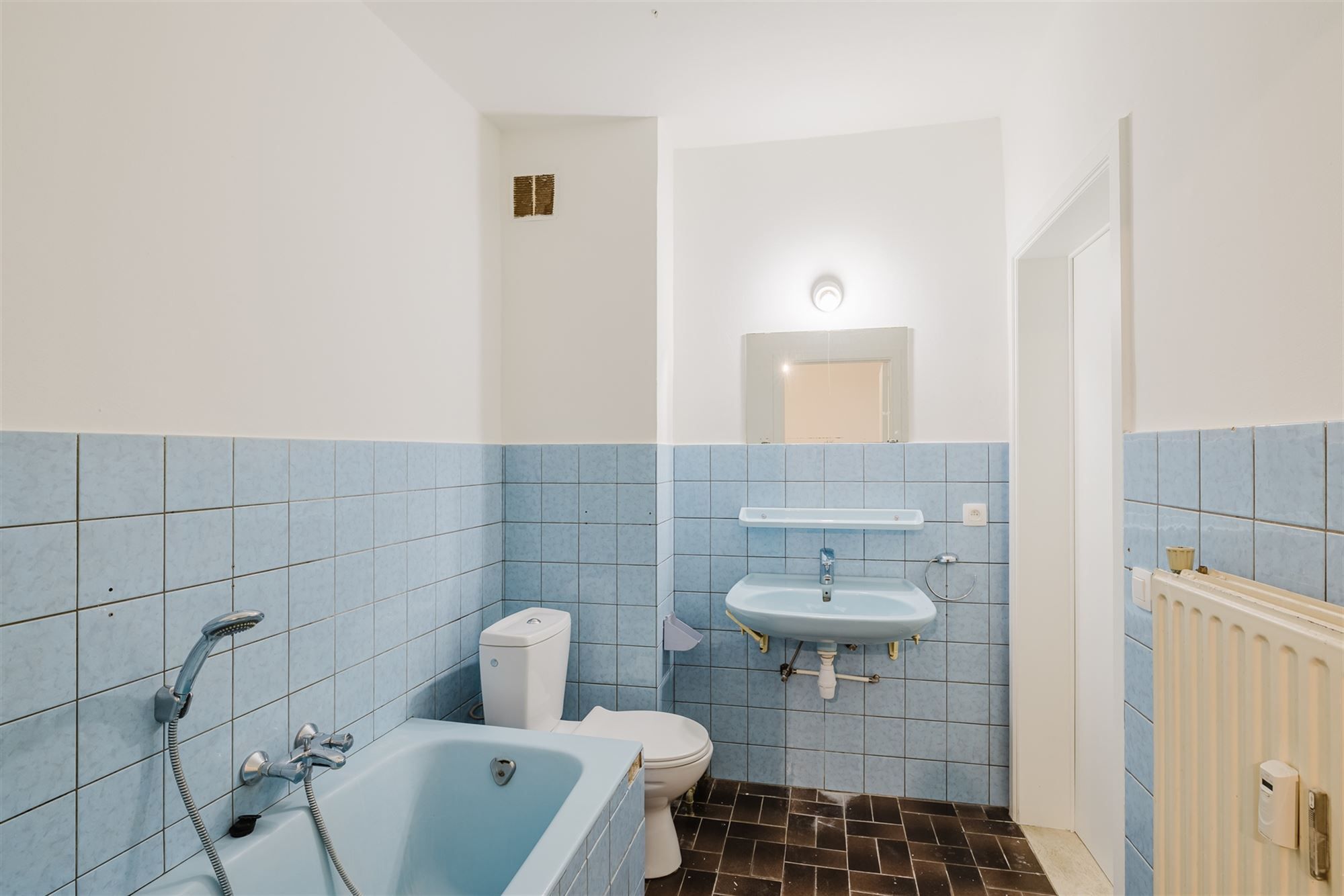 Interessant twéé slaapkamer appartement op top ligging in Gent  foto 12