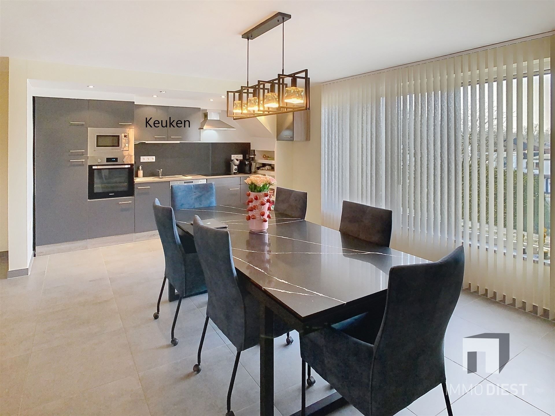 Ruime penthouse op 2de en 3de verdieping met 4 slaapkamers foto 7