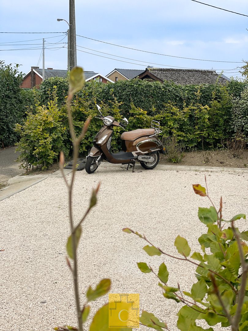 knap gerenoveerde gezinswoning, landelijke stijl met eigentijdse toets, met zonnige tuin en parking foto 29
