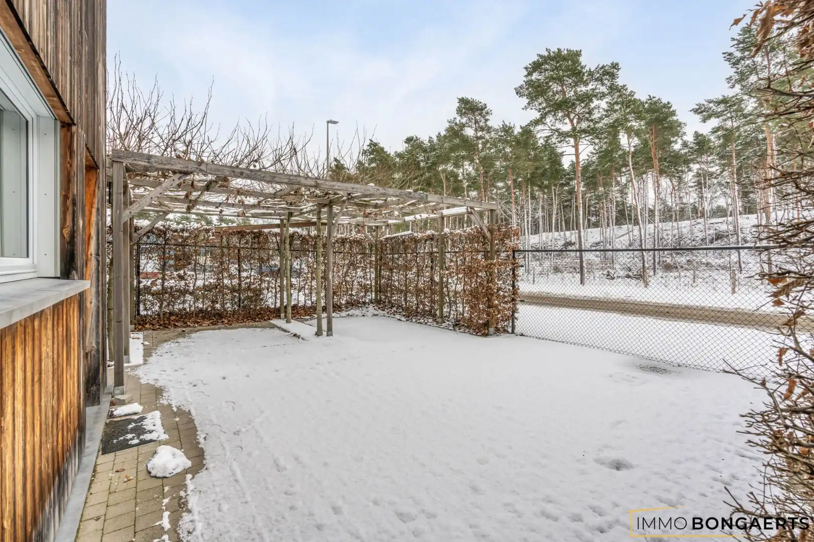 Moderne woonst met 4 slaapkamers  foto 2