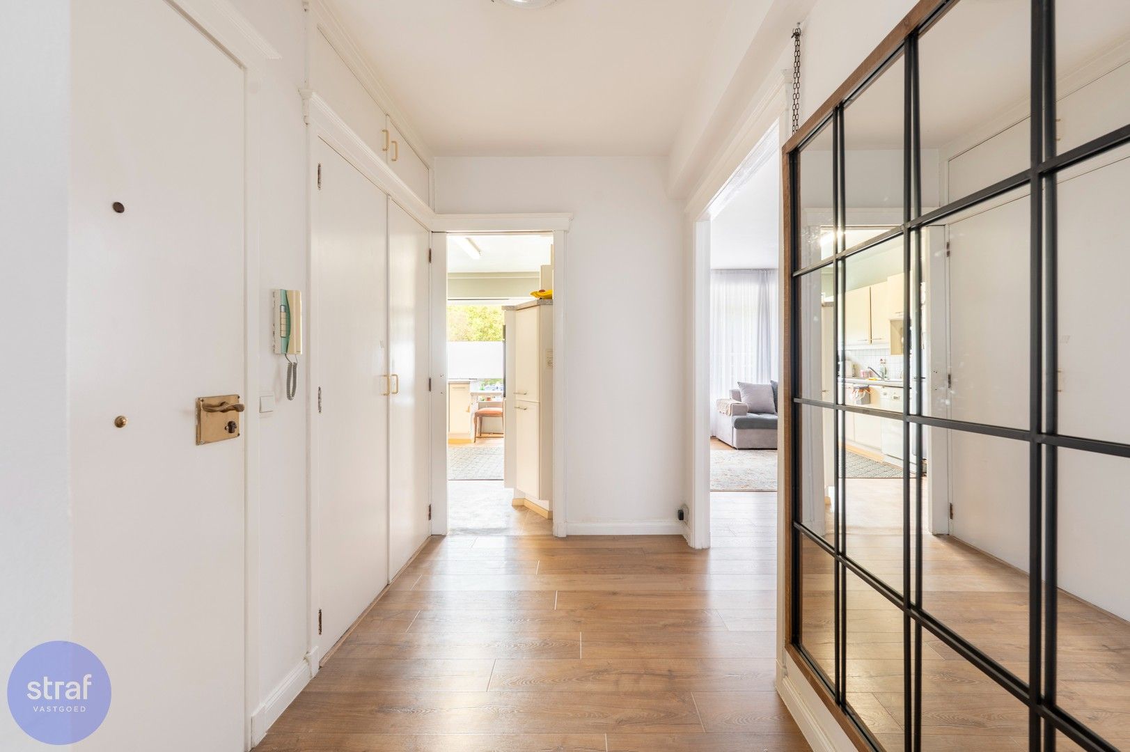 Ruim 3 slpk appartement op Linkeroever foto 8