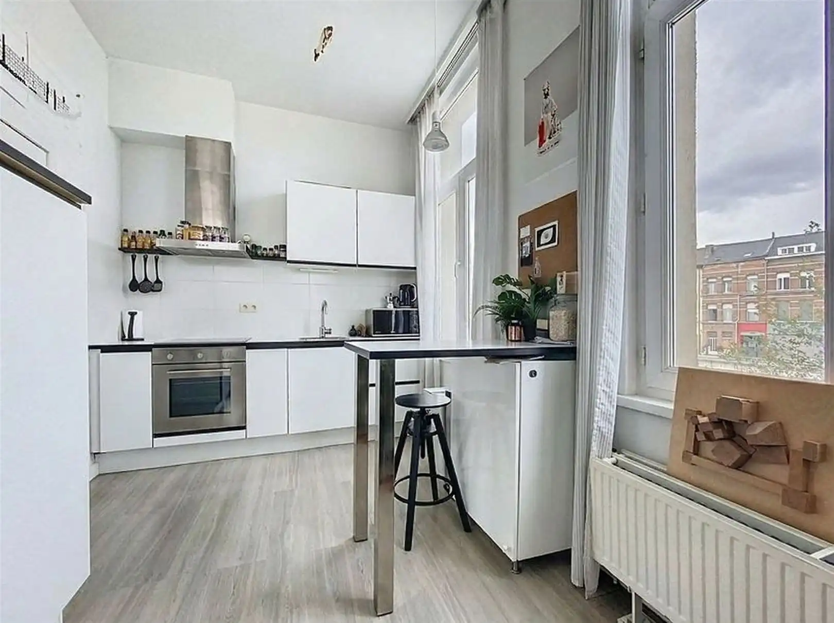 Instapklaar appartement aan de IJzerlaan foto 5