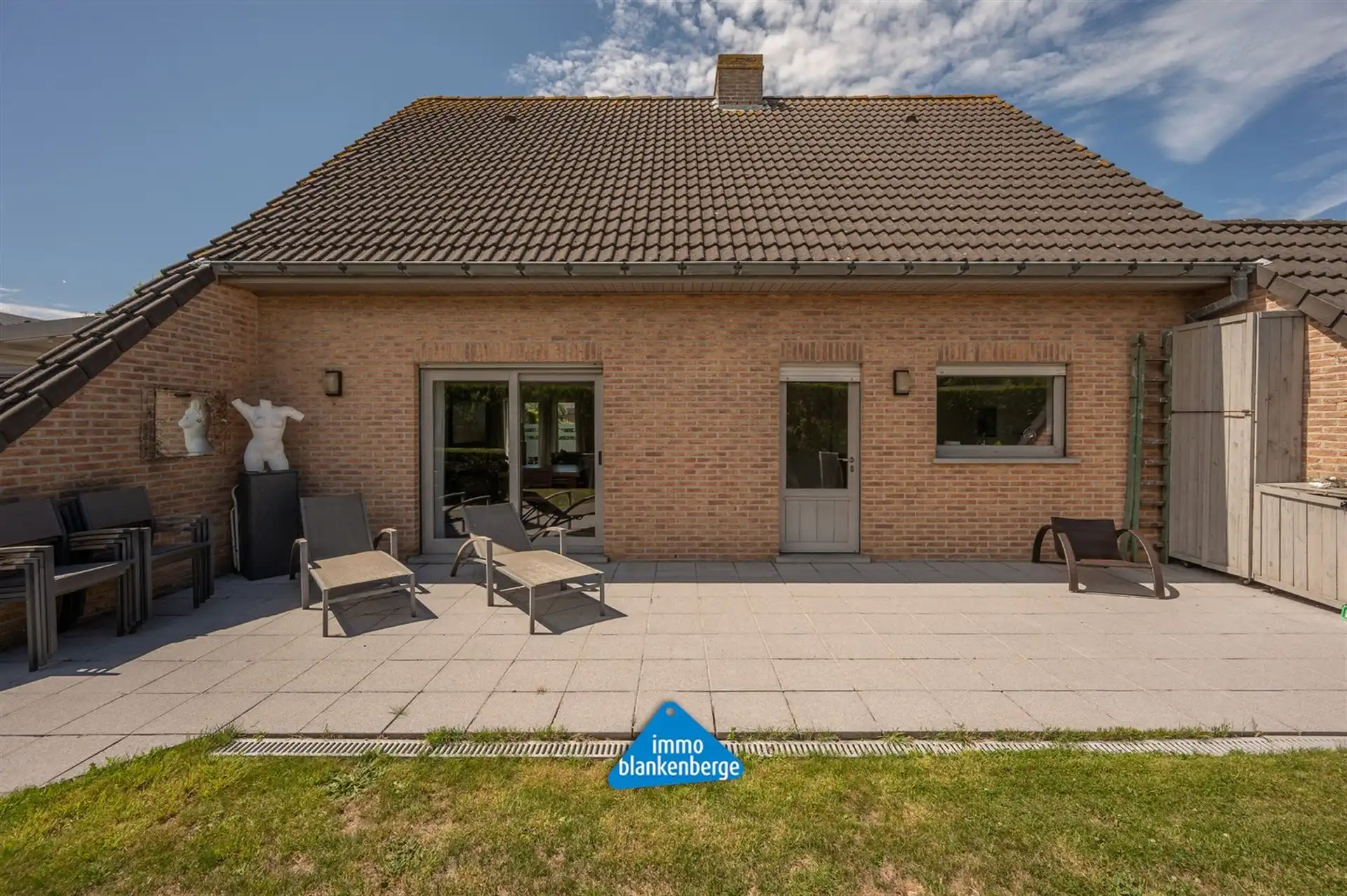 Instapklare Gezinsvilla met Tuin op Rustige en Centrale Ligging foto 12