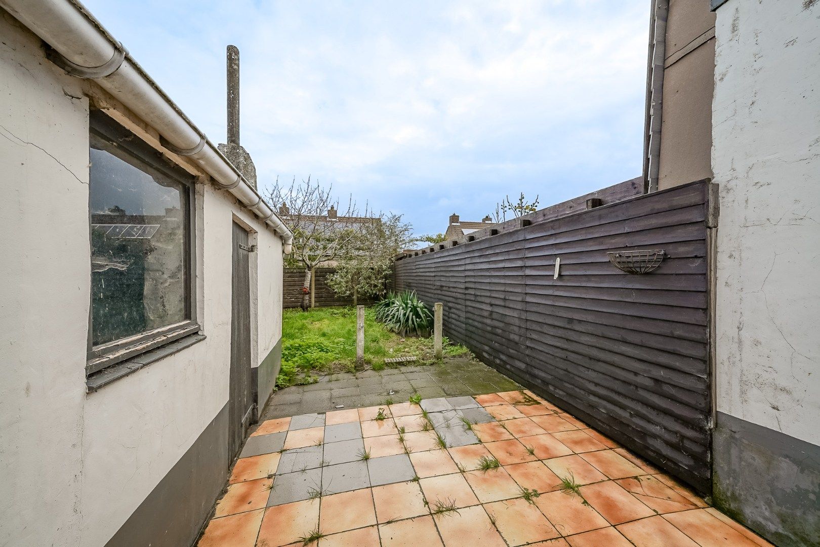 Te renoveren gezinswoning met potentieel! foto 11