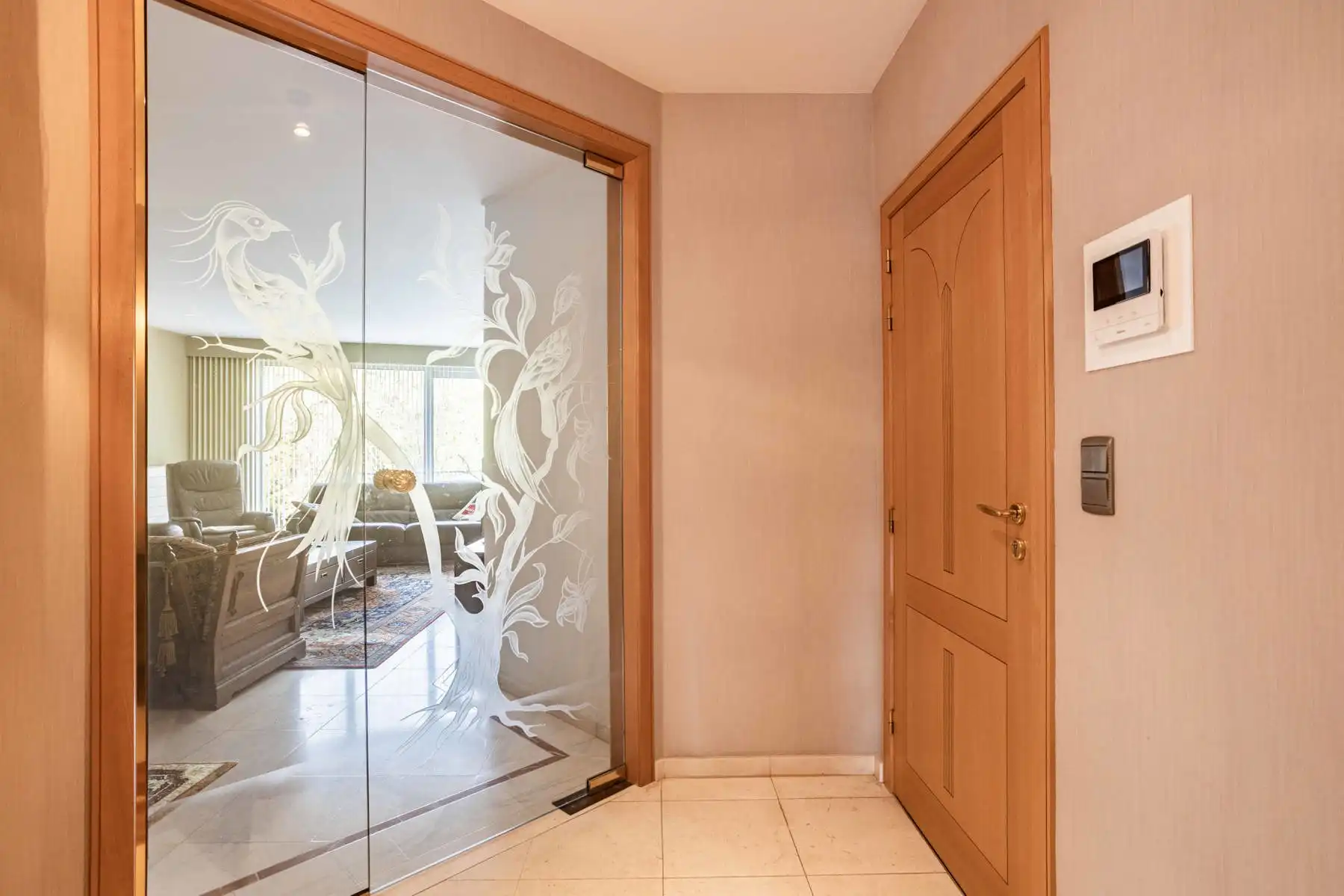 Instapklaar luxueus afgewerkt appartement met garage! foto 5