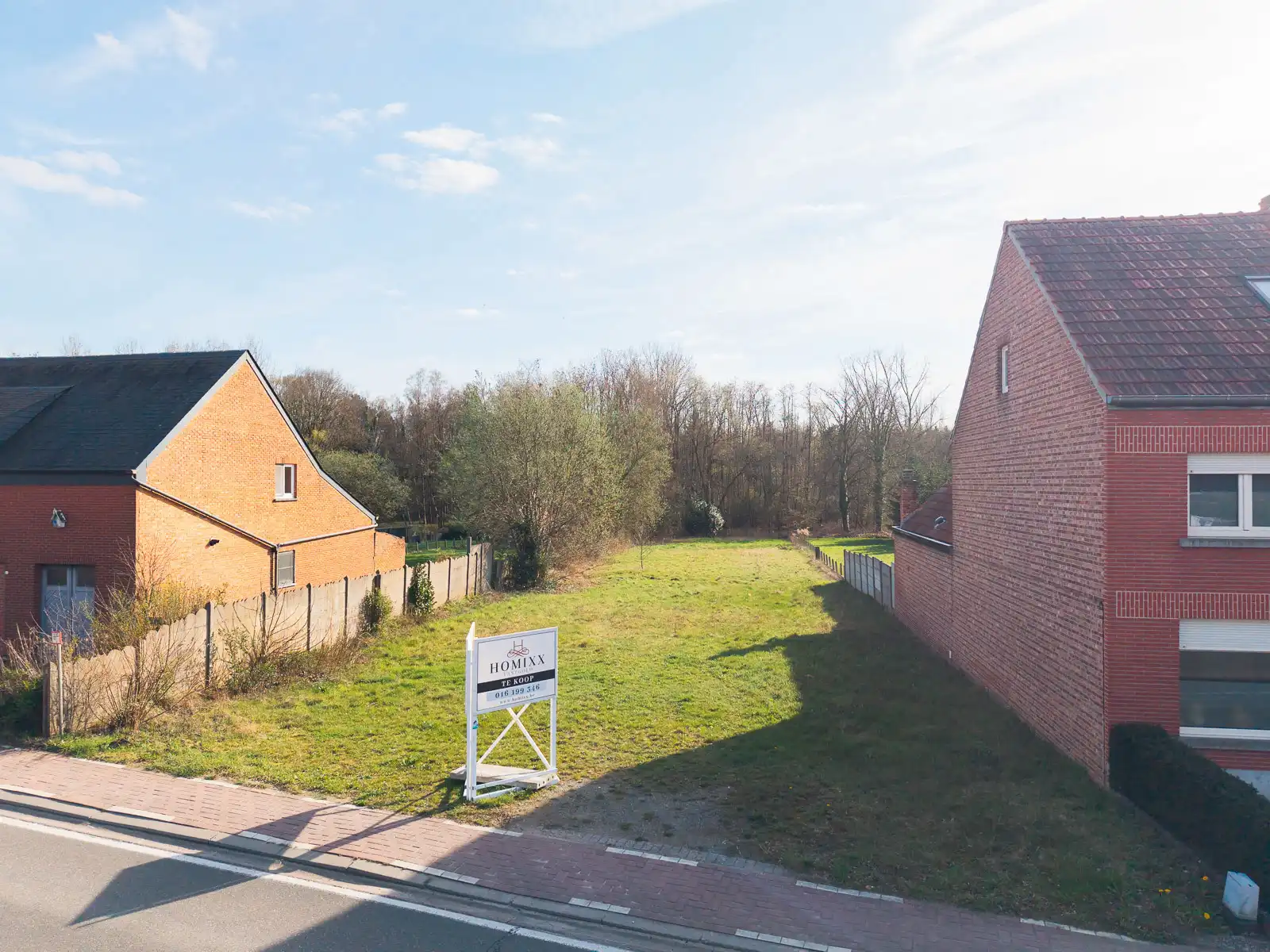 Ruime bouwgrond van 15a in het groen  foto 3