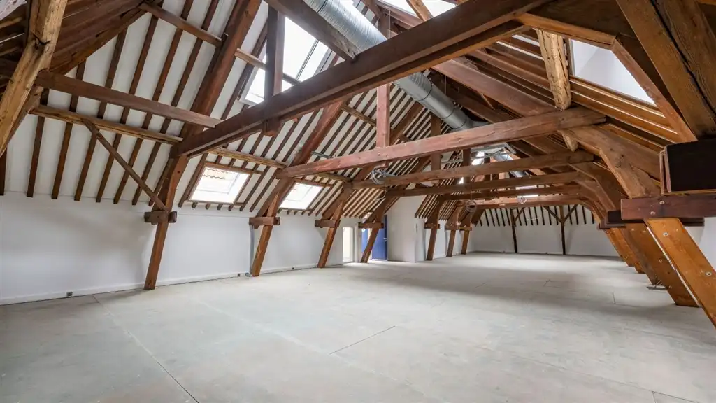 Loftkantoren te huur in gerenoveerd pakhuis foto 10