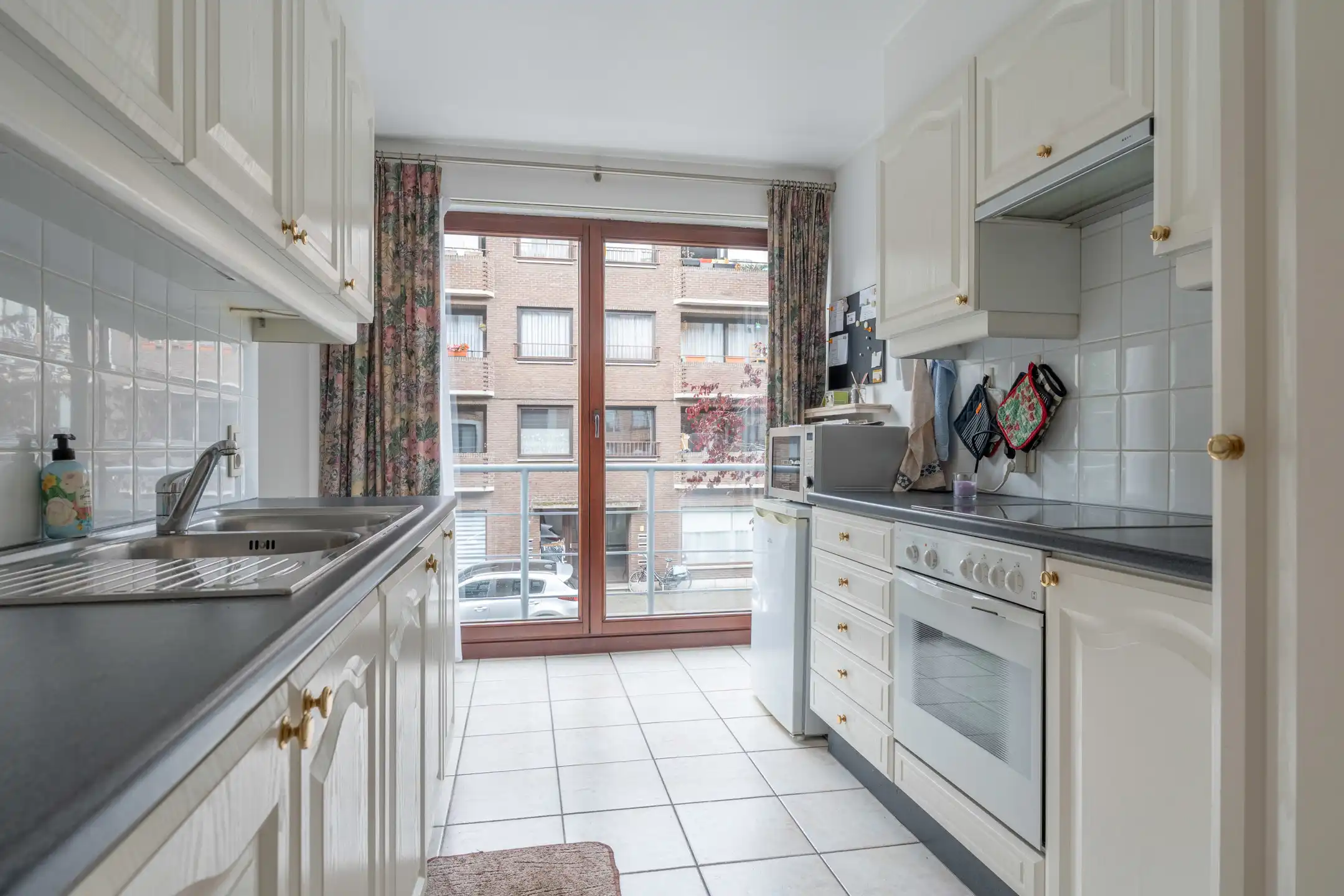 2 slpk appartement inclusief terras en garage te Turnhout. foto 7