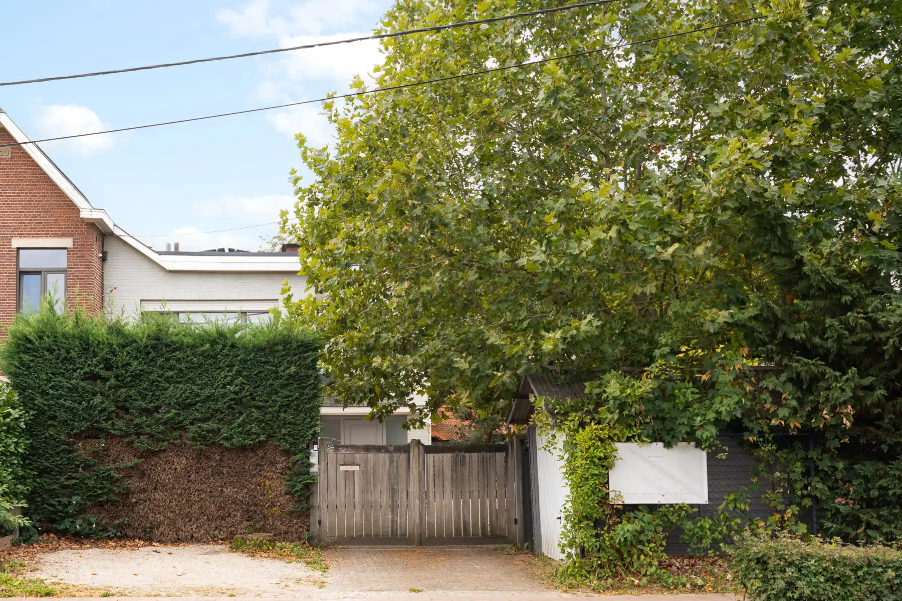 Ruime woning met praktijkruimte op toplocatie foto 2
