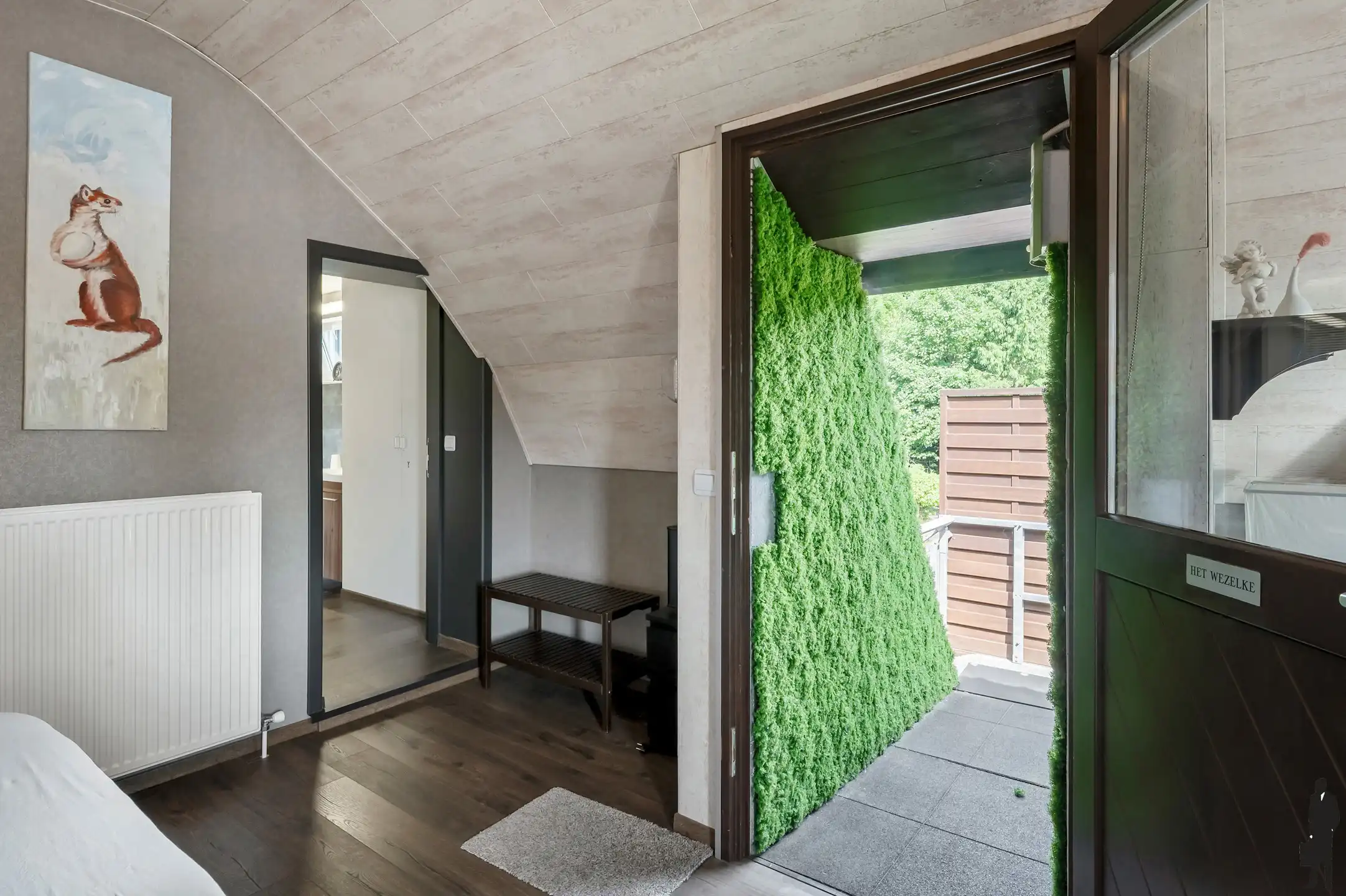 Charmante, zeer ruime, gerenoveerde ingenieursvilla in groen foto 17