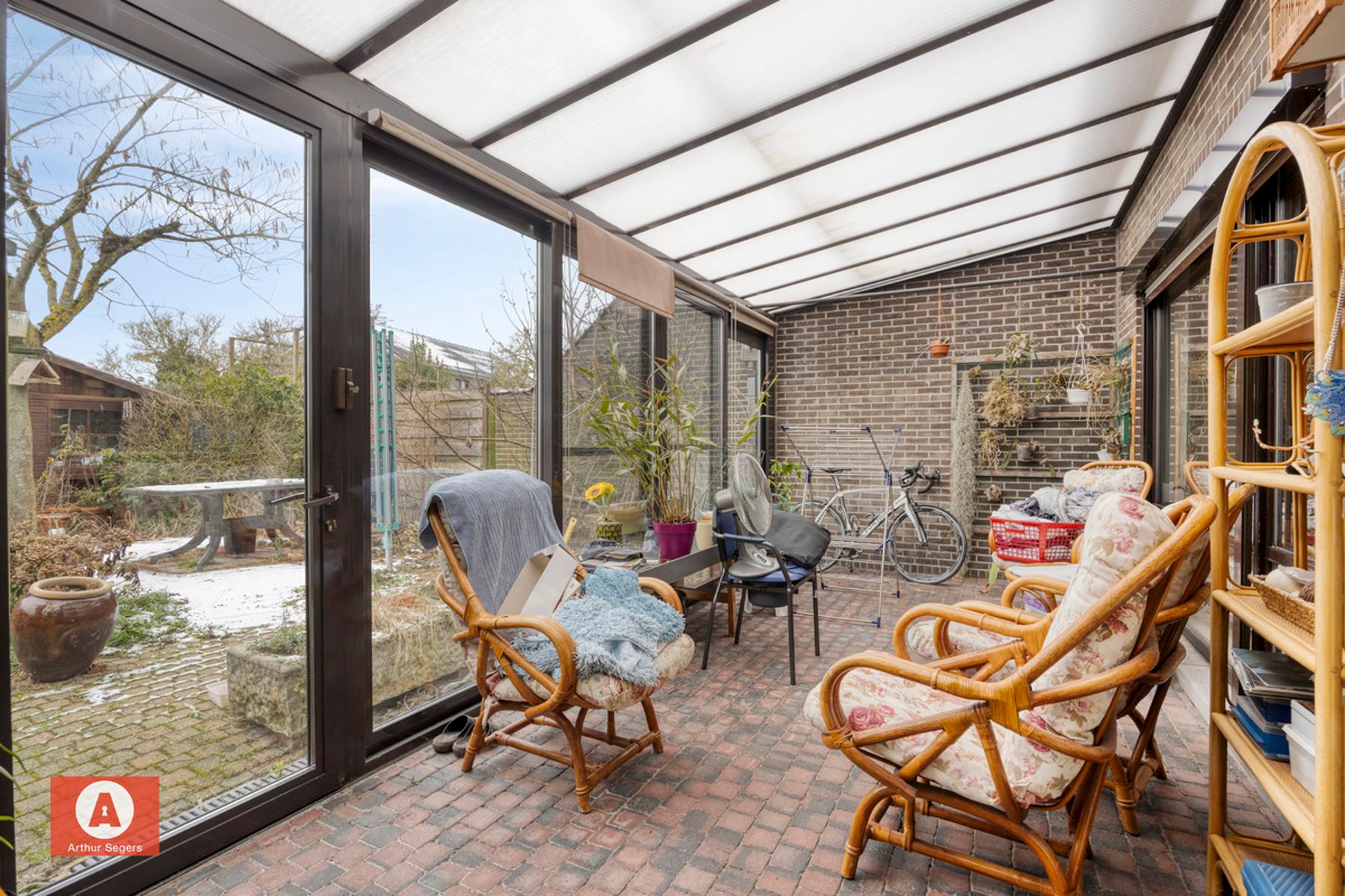 Op te frissen woning in rustige wijk met garage foto 10