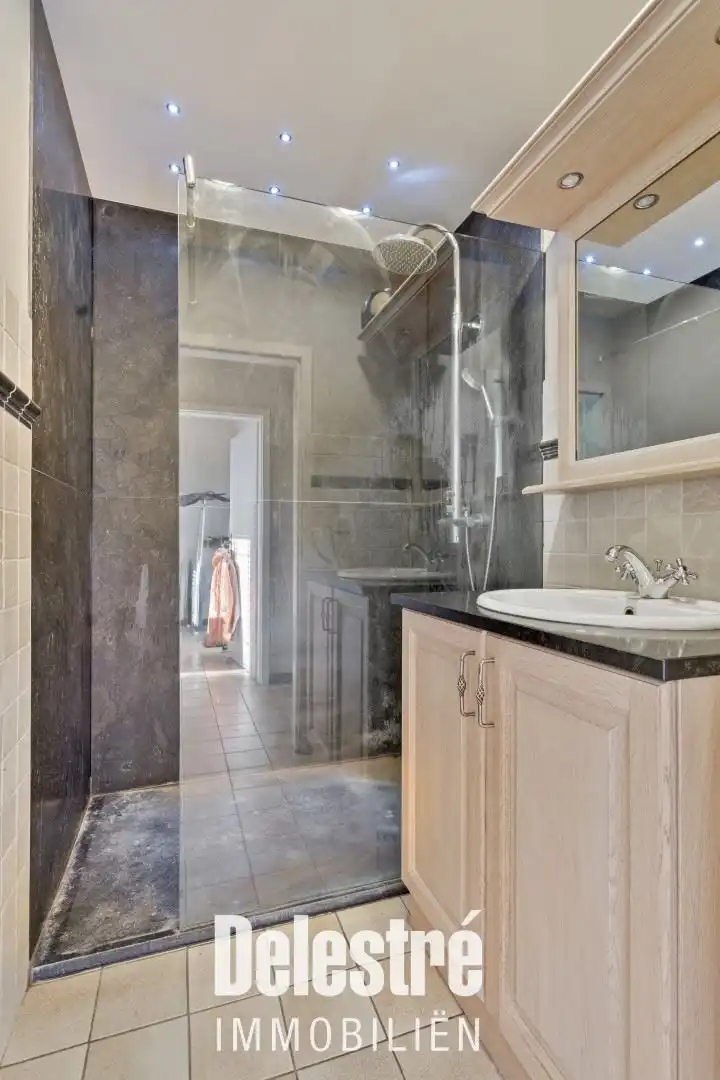 ROYAAL WONEN MET ZICHT OP DE CENTRUMLAAN INCL. AUTOSTAANPLAATS foto 20