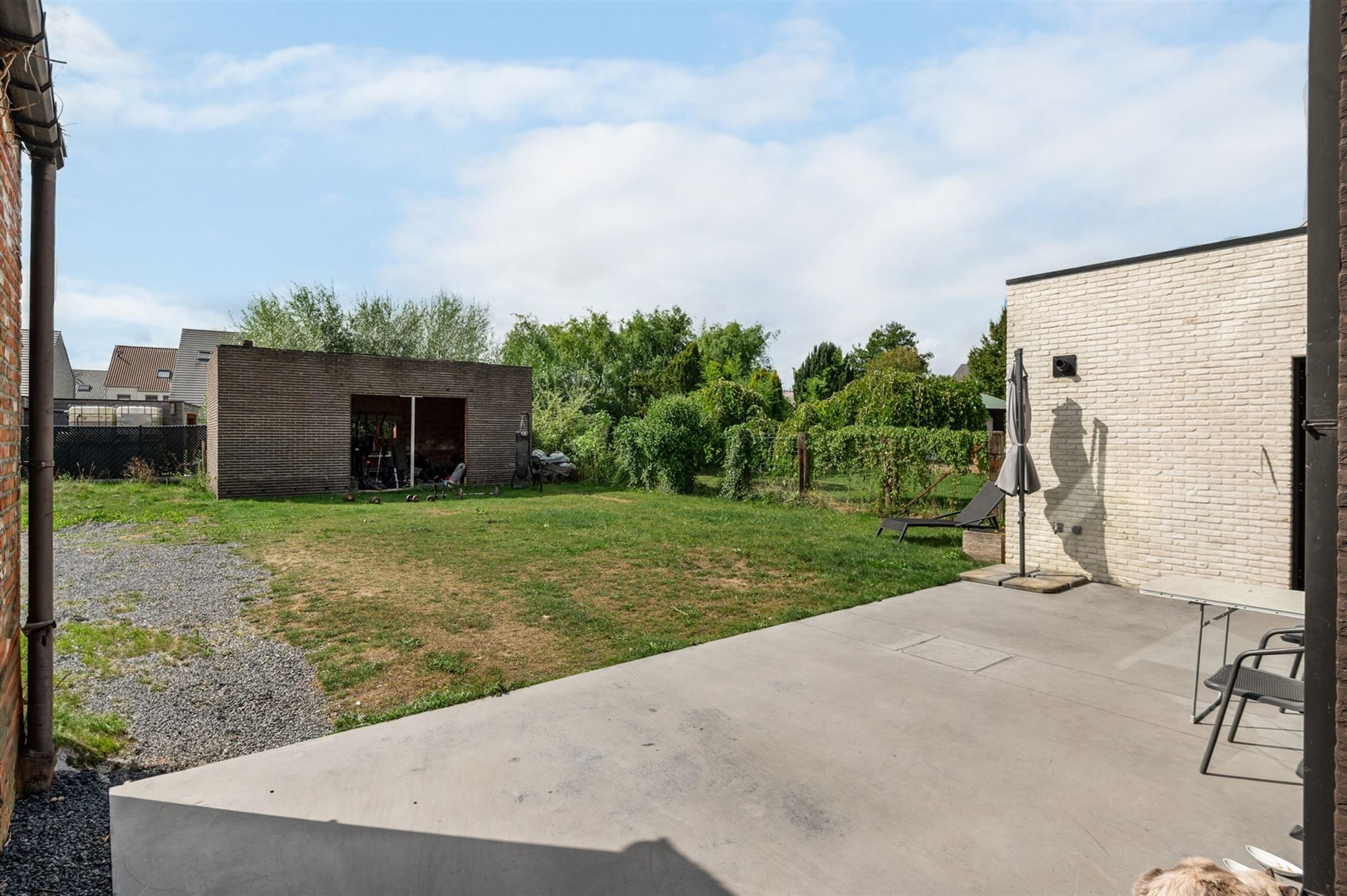 Recente woning met 3 achterliggende garages te Sint-Katelijne-Waver foto 10