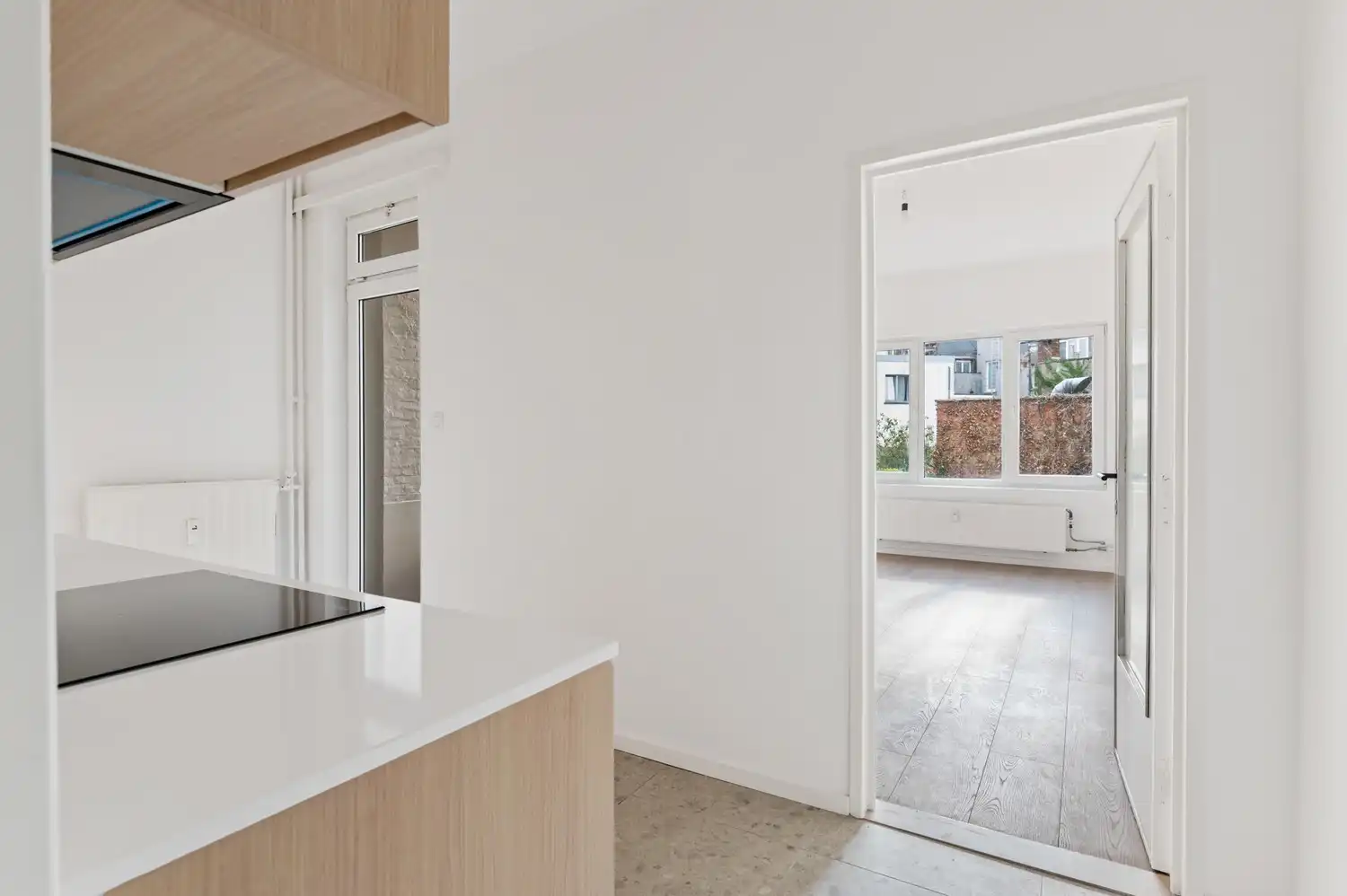 Licht en ruimte in het hart van Antwerpen – 1 slaapkamer appartement foto 6