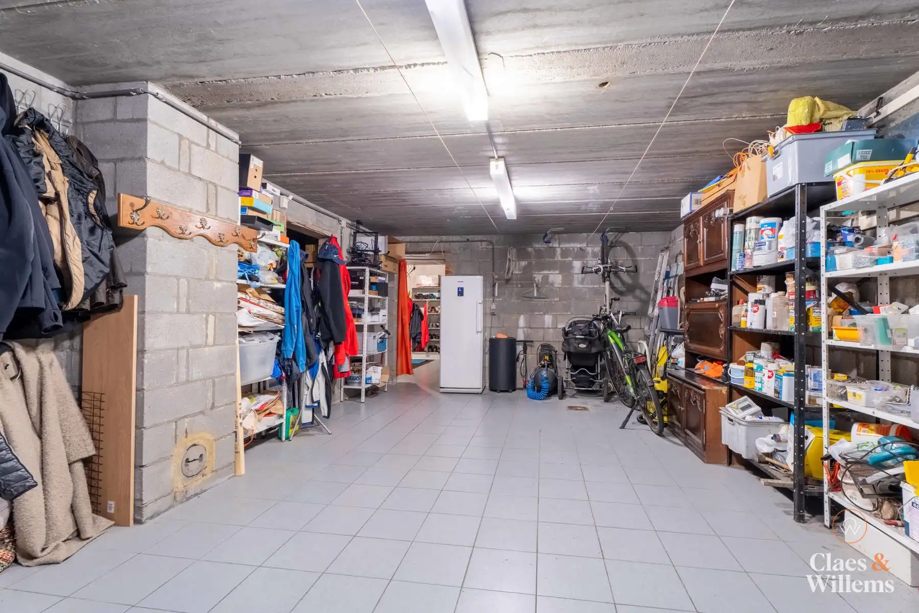 Ruime gezinswoning met 5 slaapkamers. foto 24