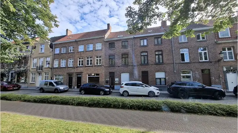 Comfortabele 2-slaapkamerwoning met Stadsterras te koop in Brugge foto 11