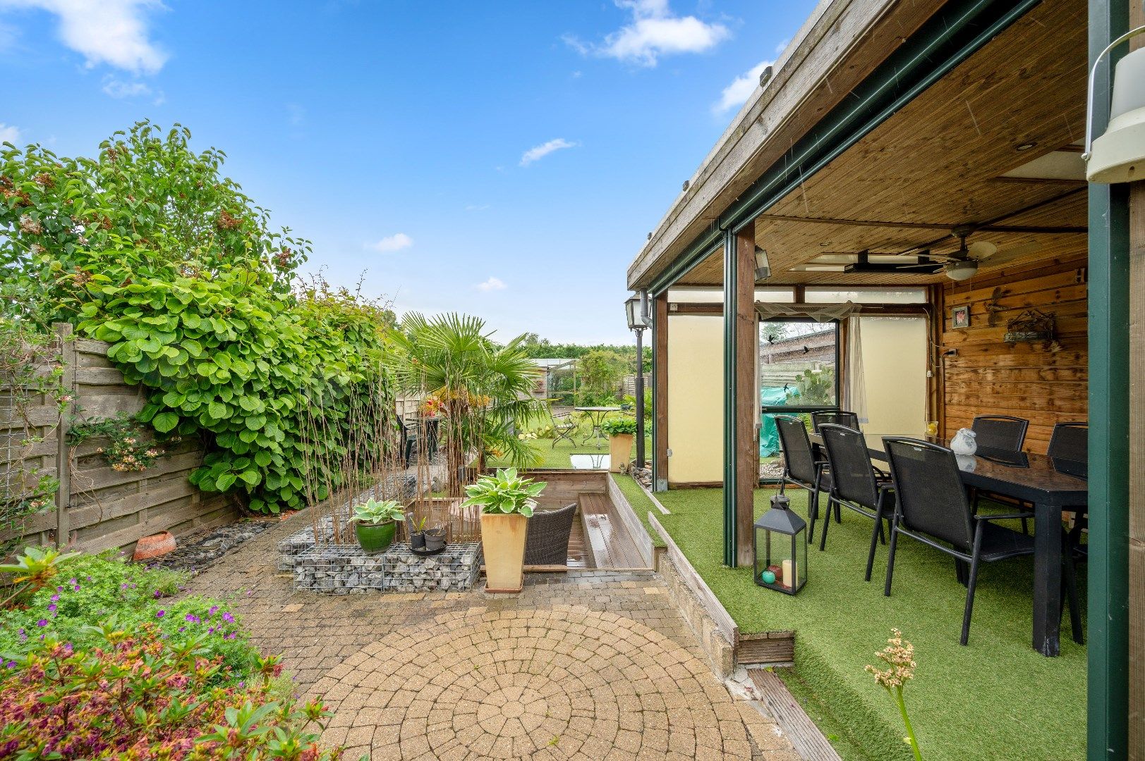Gezinswoning met 5 slaapkamers, 2 badkamers en prachtige tuin foto 23