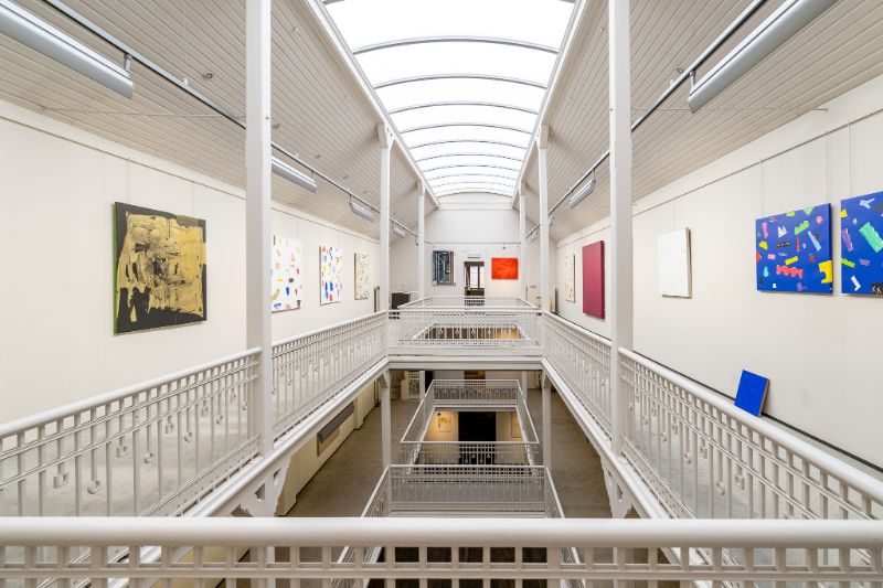 Galerij met authenieke woning! foto 8