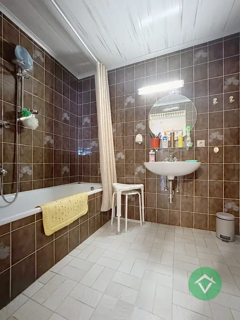 Woning met 3 slaapkamers en garage te Eernegem  foto 11