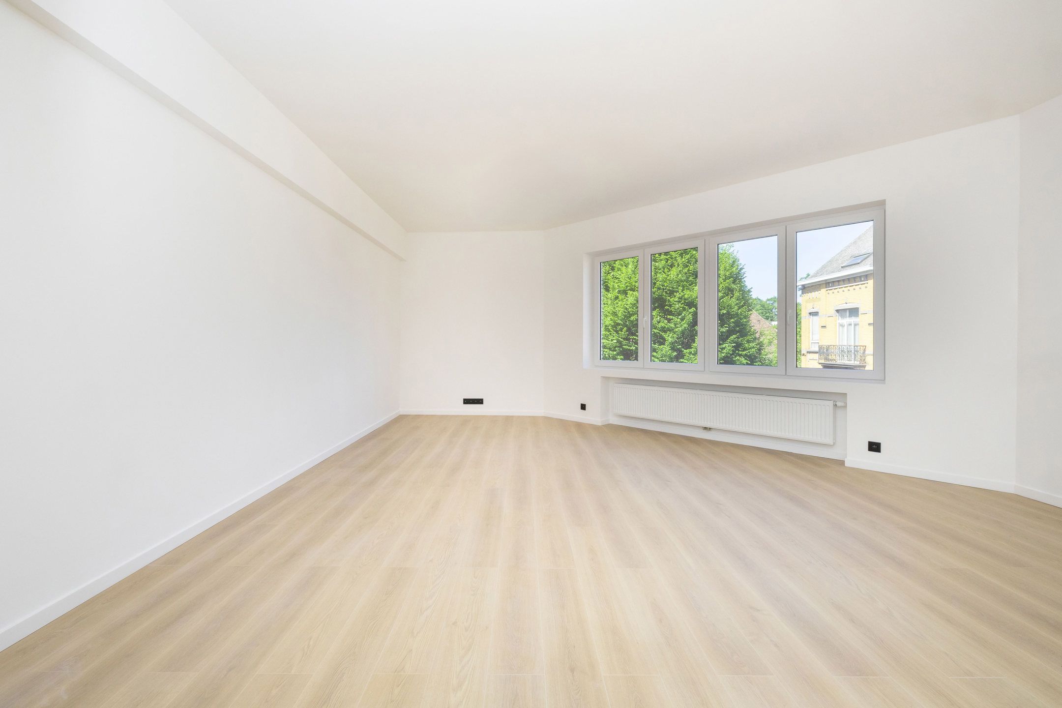 Volledig gerenoveerd appartement - EPC: B- foto 4