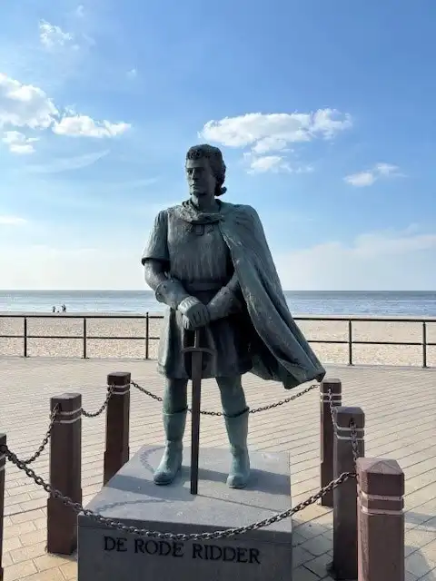 Topper! Drieslaapkamerappartement met ruim frontaal zeezicht gelegen op het rustige gedeelte van de zeedijk van Middelkerke foto 20