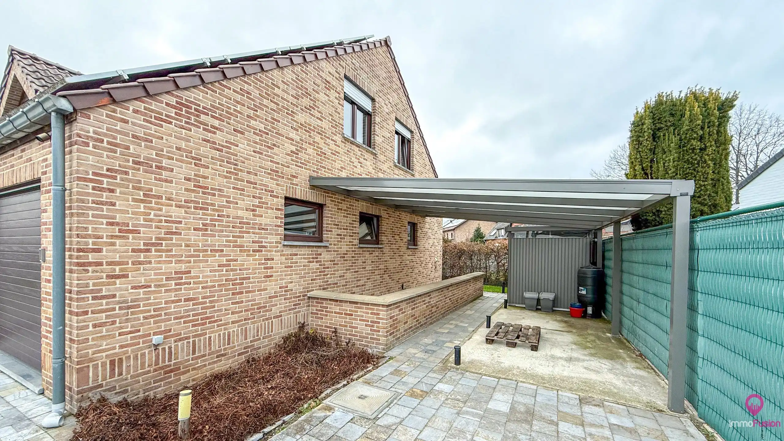Instapklare woning met 4 slpks, inpandige garage + kelder!  foto 51