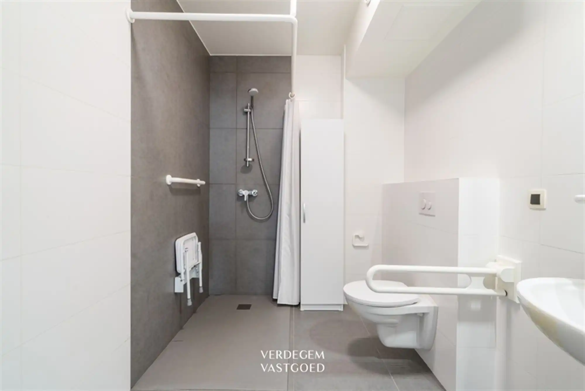 Investering: verhuurd service appartement in het centrum van Gent foto 11