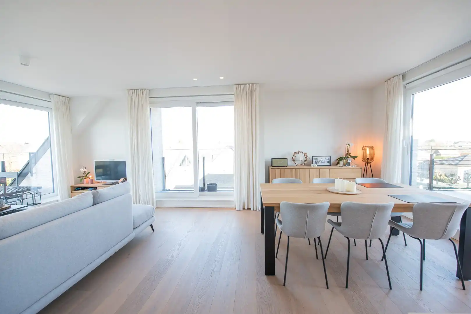 Prachtig appartement TE HUUR in 'residentie Meershoven'. foto 2