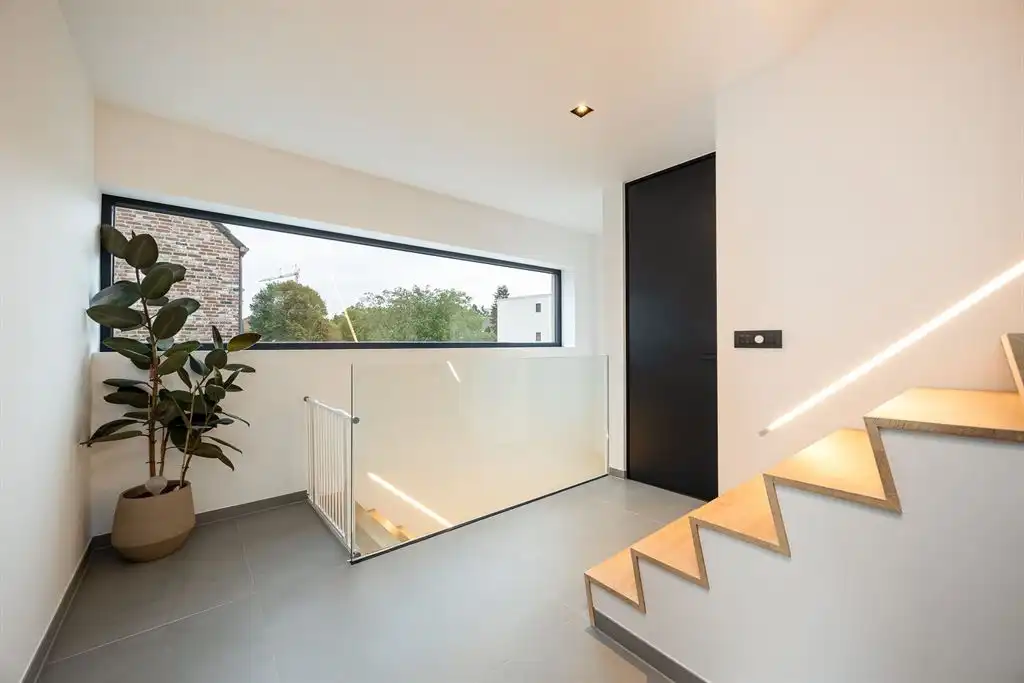 Moderne architecturale woning in een doodlopend straatje foto 11