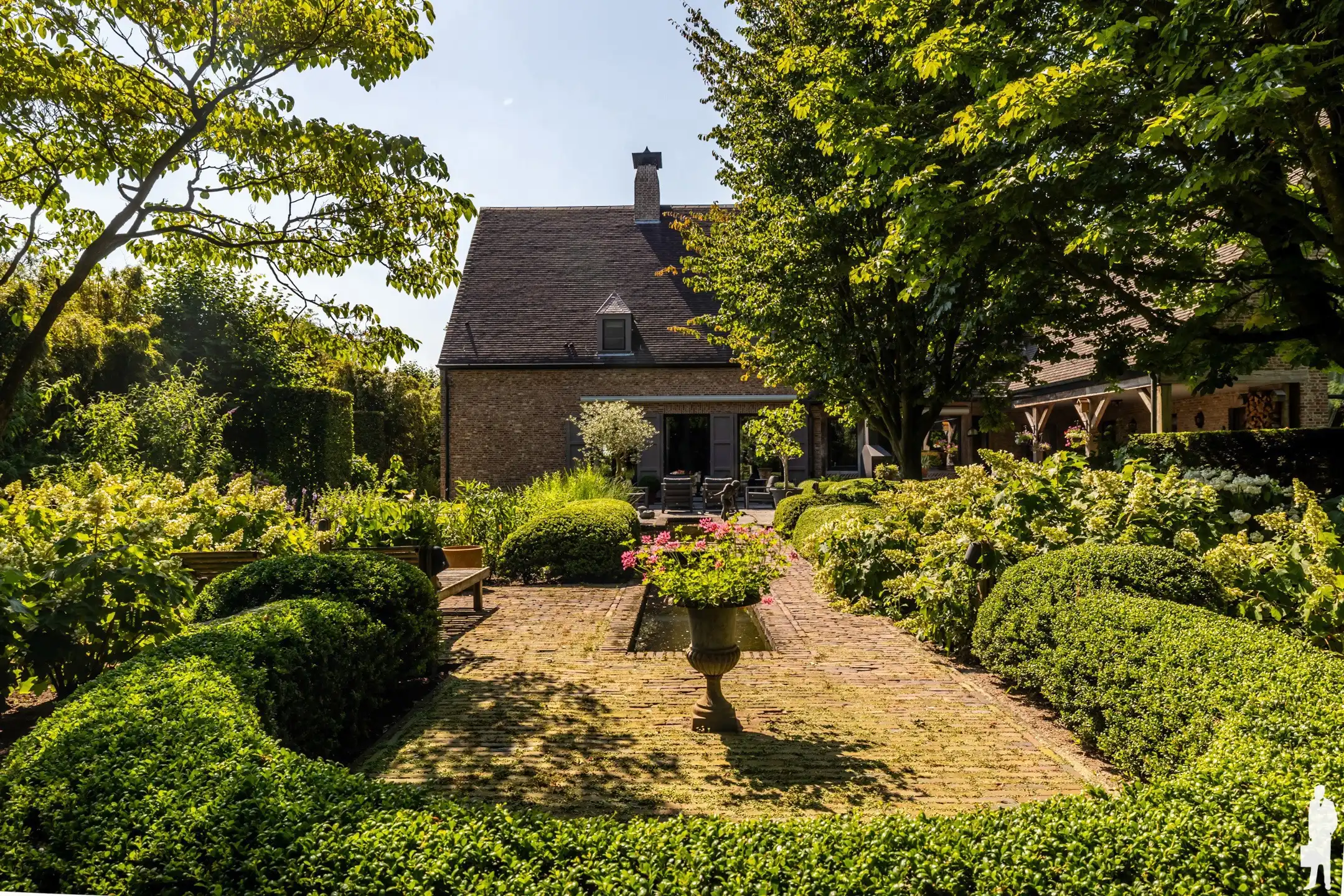 Prachtige villa met een bewoonbare oppervlakte van 512 m² foto 43