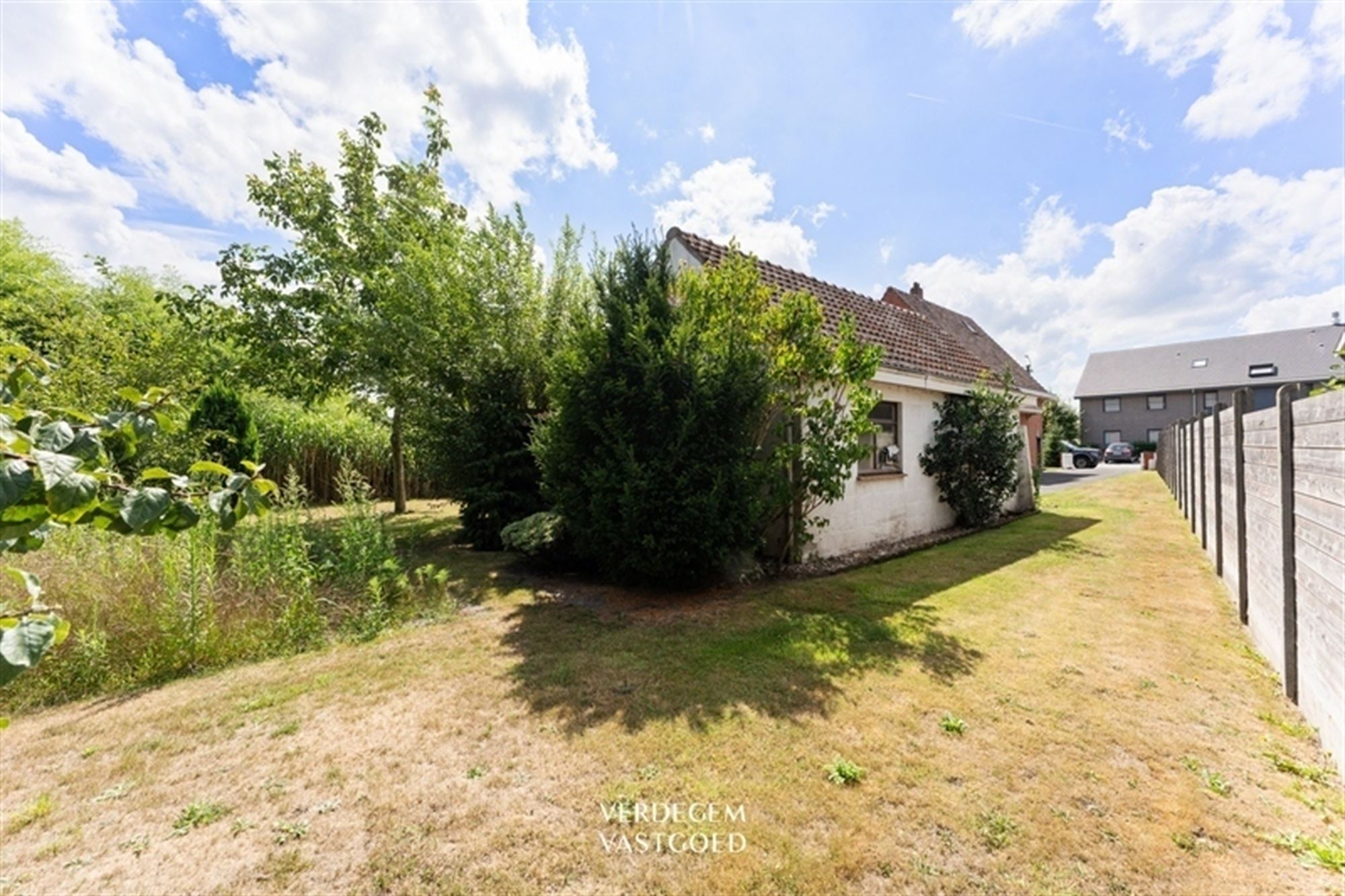 Karaktervolle woning met jaren '50 charme, 3 slaapkamers, garage en gezellige tuin foto 22