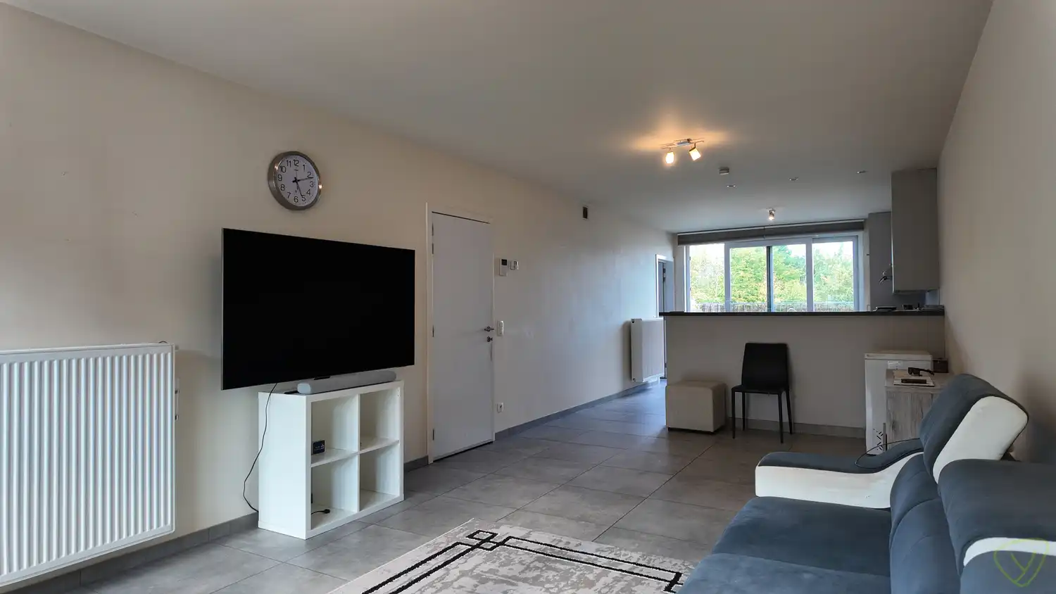 Modern appartement te huur aan de Gentsesteenweg in Eeklo - Perfect voor comfortabel leven in een stijlvolle omgeving! foto 4