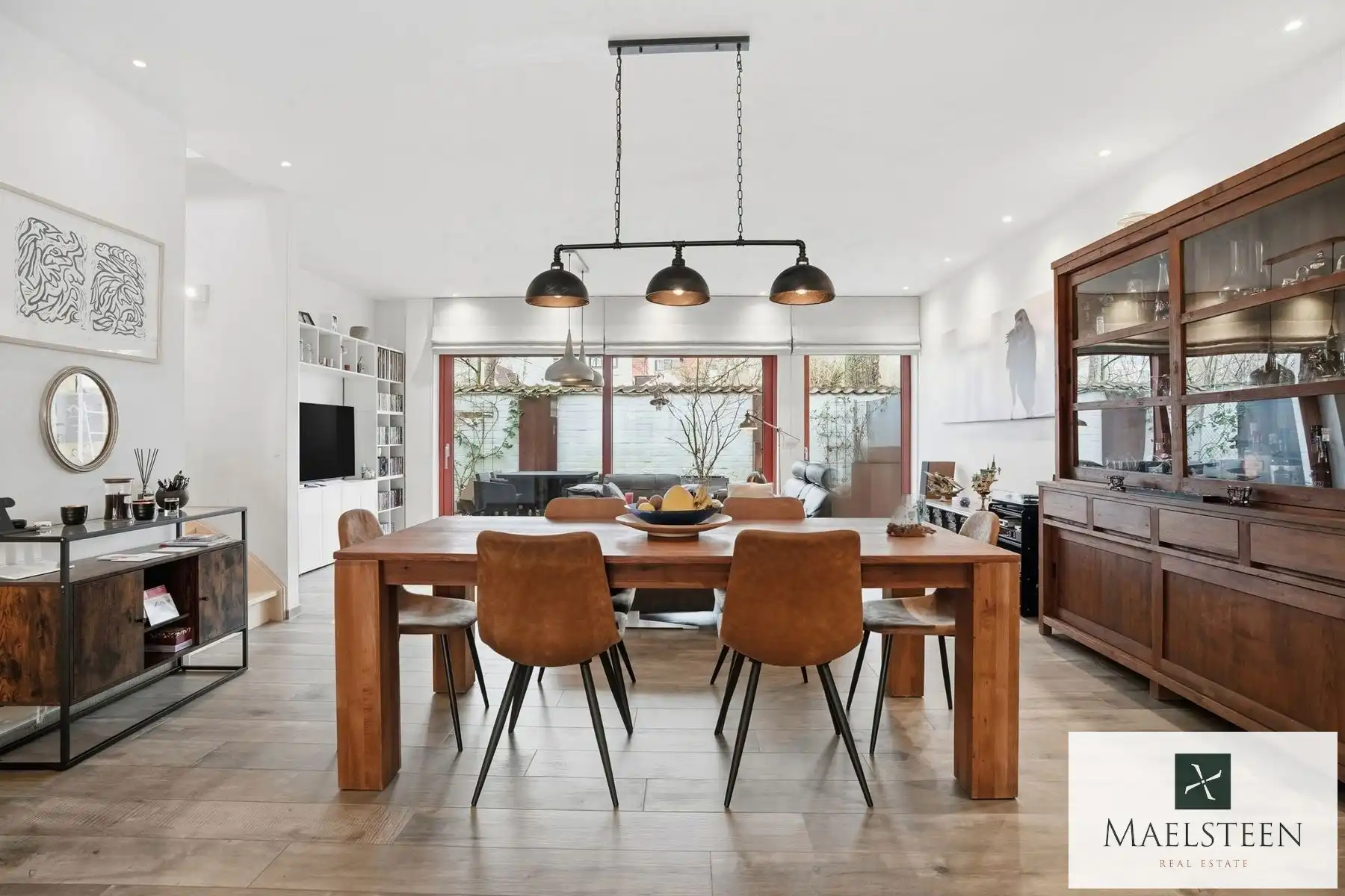 Ruime, instapklare stadswoning in de binnenstad van Brugge foto 9