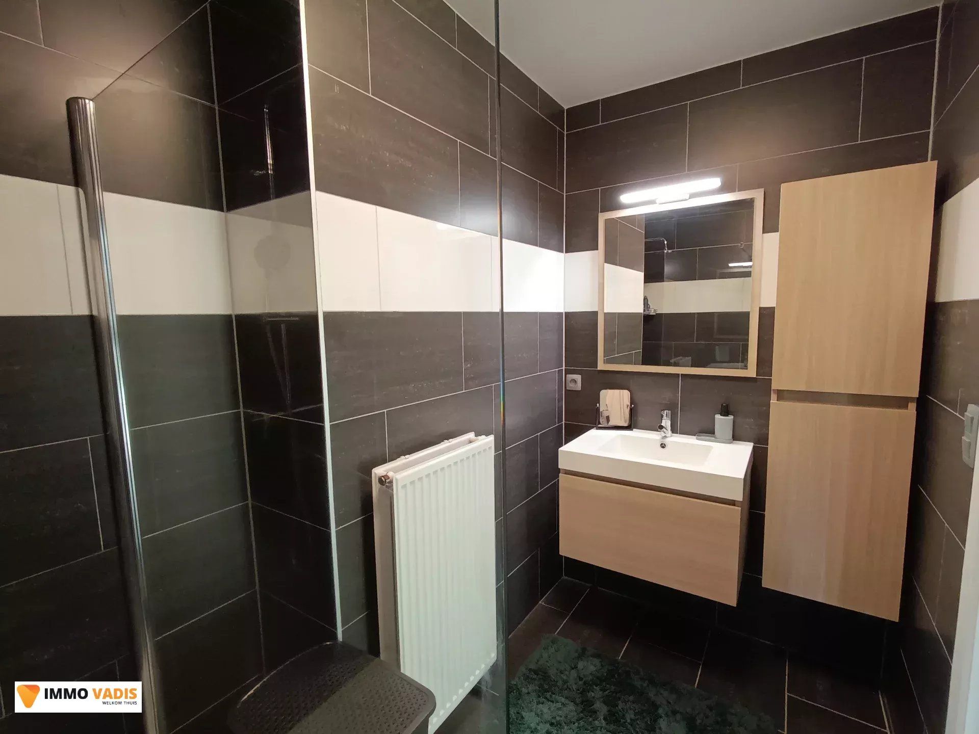 Dakappartement met 2 slaapkamers en 2 terrassen foto 9