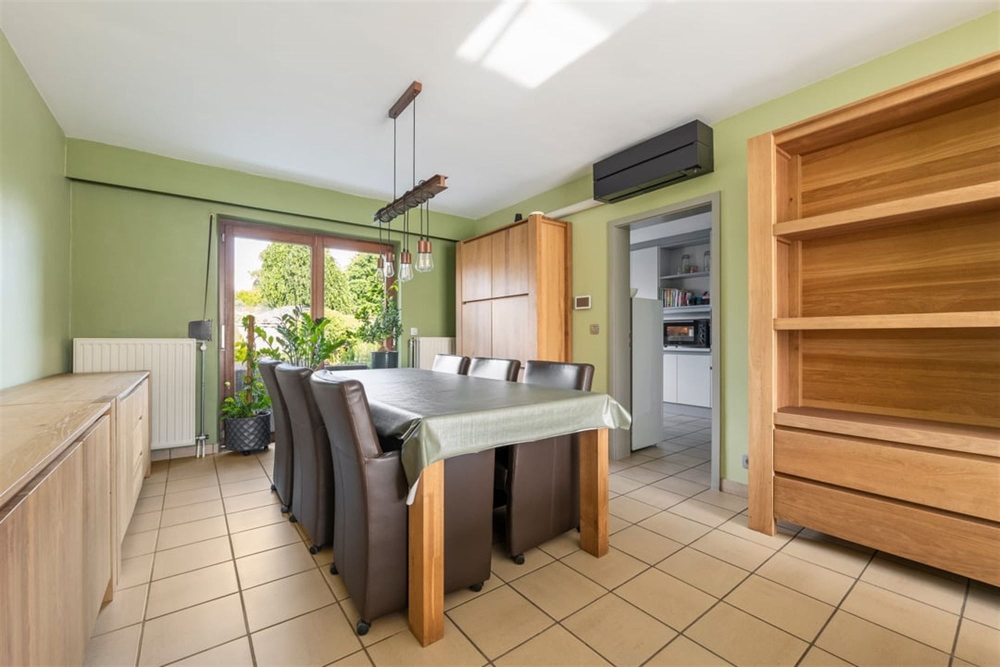 LEUKE GEZINSWONING MET GARAGE OP EEN TOPLOCATIE IN SINT-TRUIDEN  foto 8