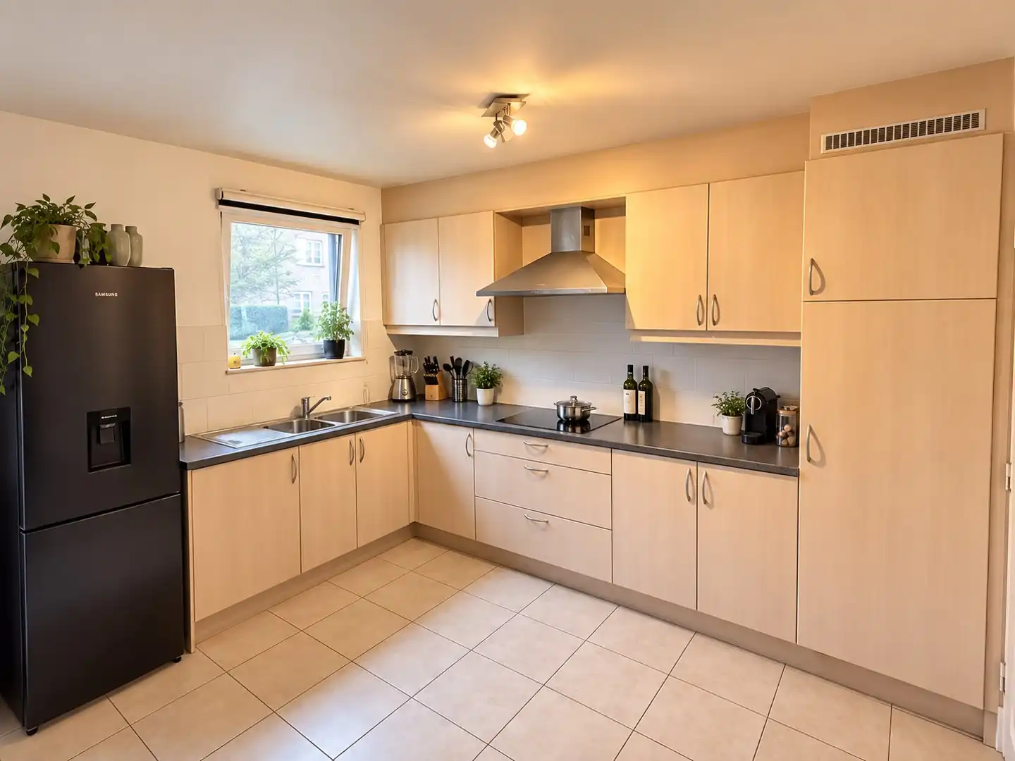 APPARTEMENT MET TUIN foto 6