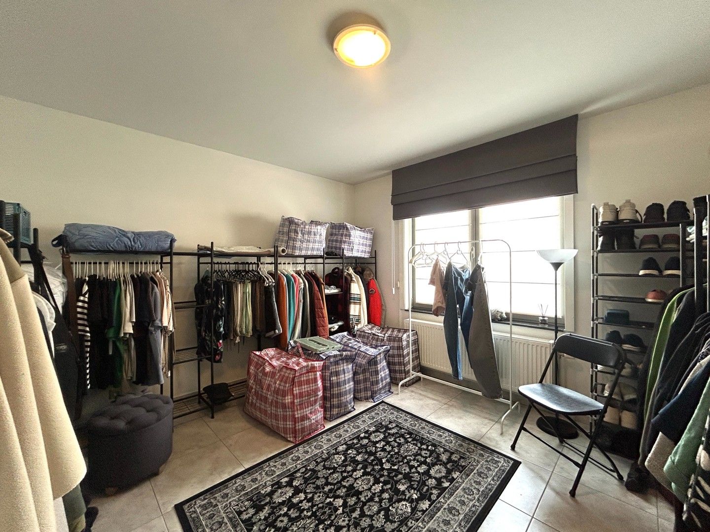 Instapklaar 2-slaapkamer appartement op wandelafstand van centrum Roeselare! foto 10