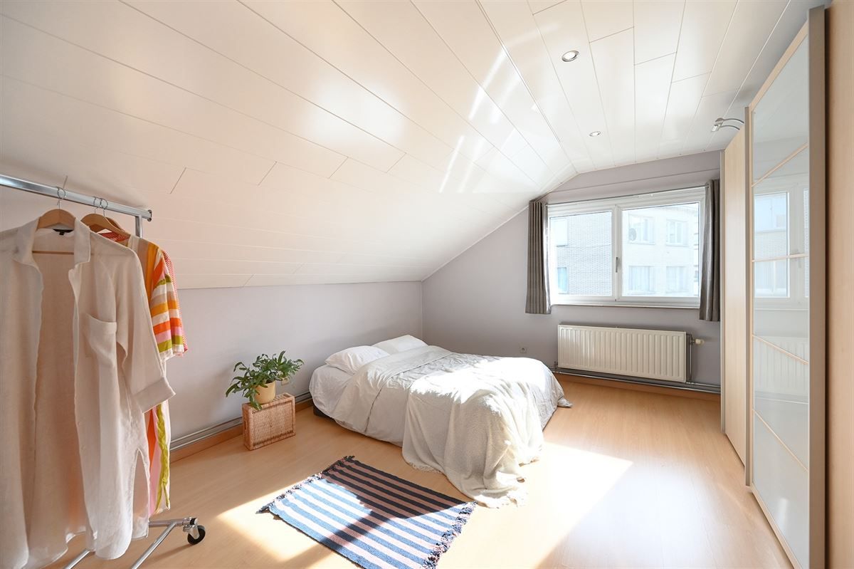 Zeer ruime villa met mogelijkheid voor praktijk of zorgwoning foto 18
